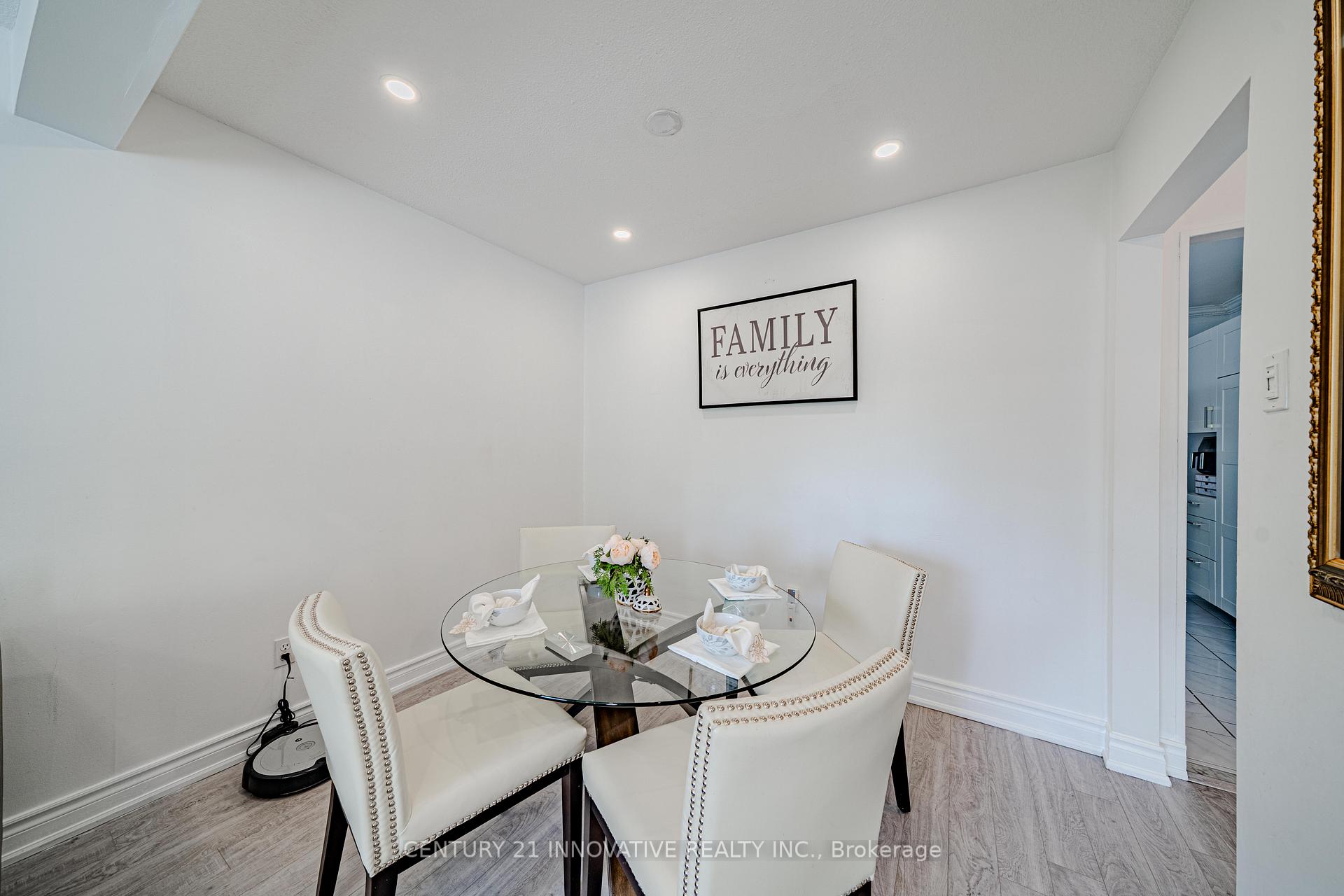 Photo 19 of 5 Cheatham Place, Scarborough, Malvern — HOMEH