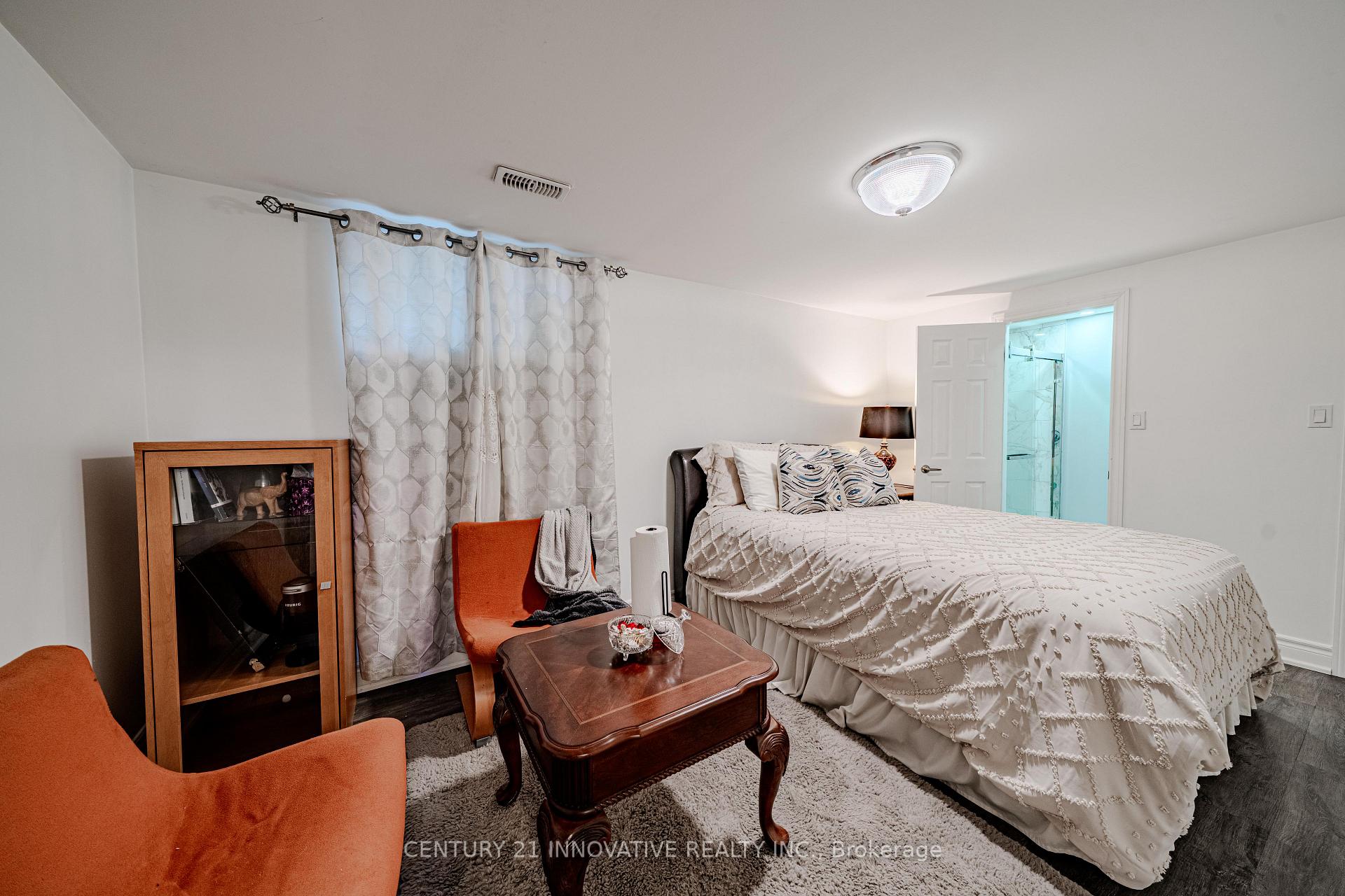 Photo 33 of 5 Cheatham Place, Scarborough, Malvern — HOMEH