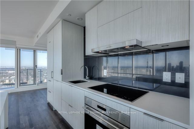 Photo 8 of Unit 6506, 1 Bloor Street E, Toronto, Church-Yonge Corridor — HOMEH