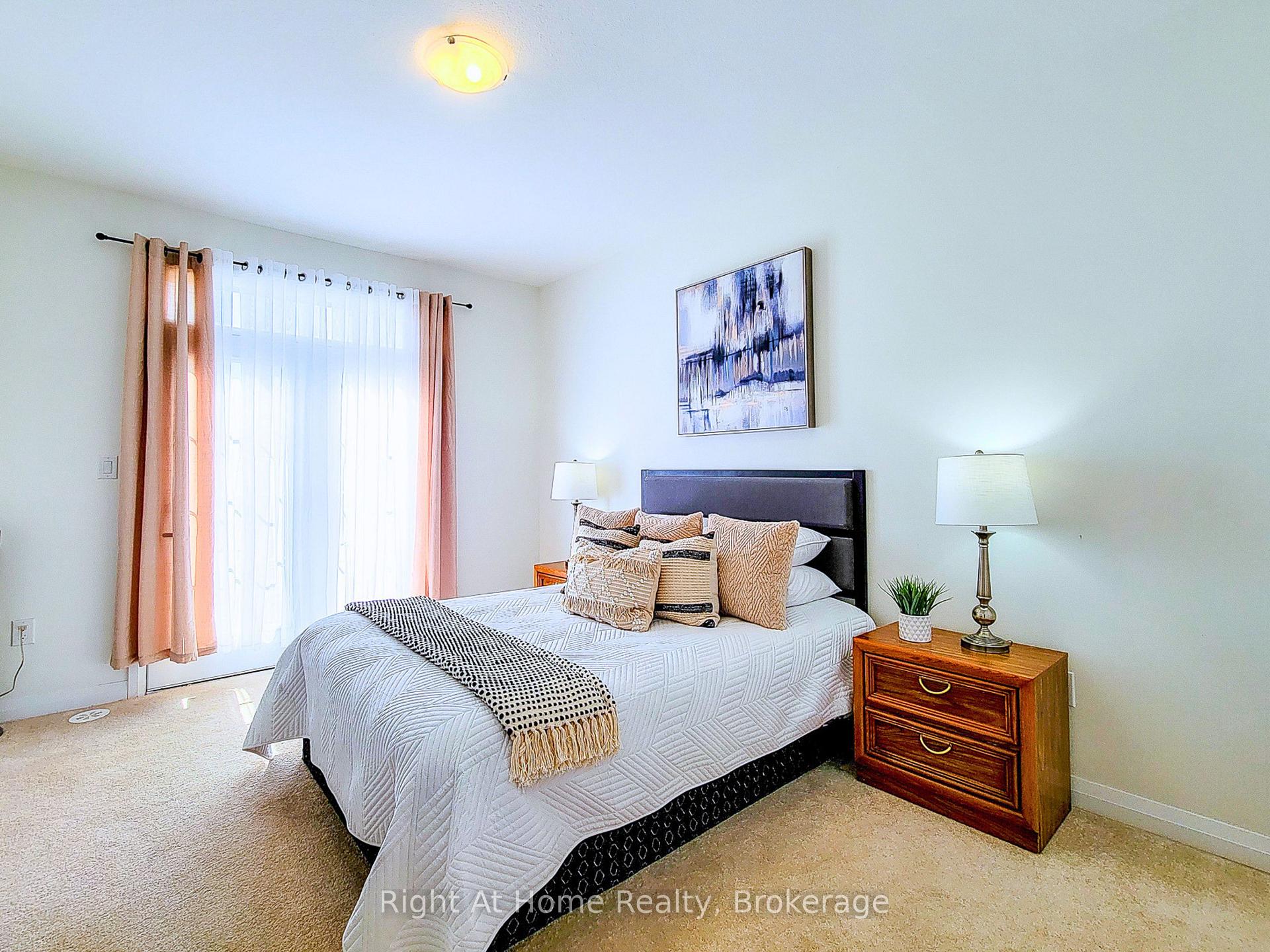 Photo 30 of 3 Norwich Crescent, Haldimand — HOMEH