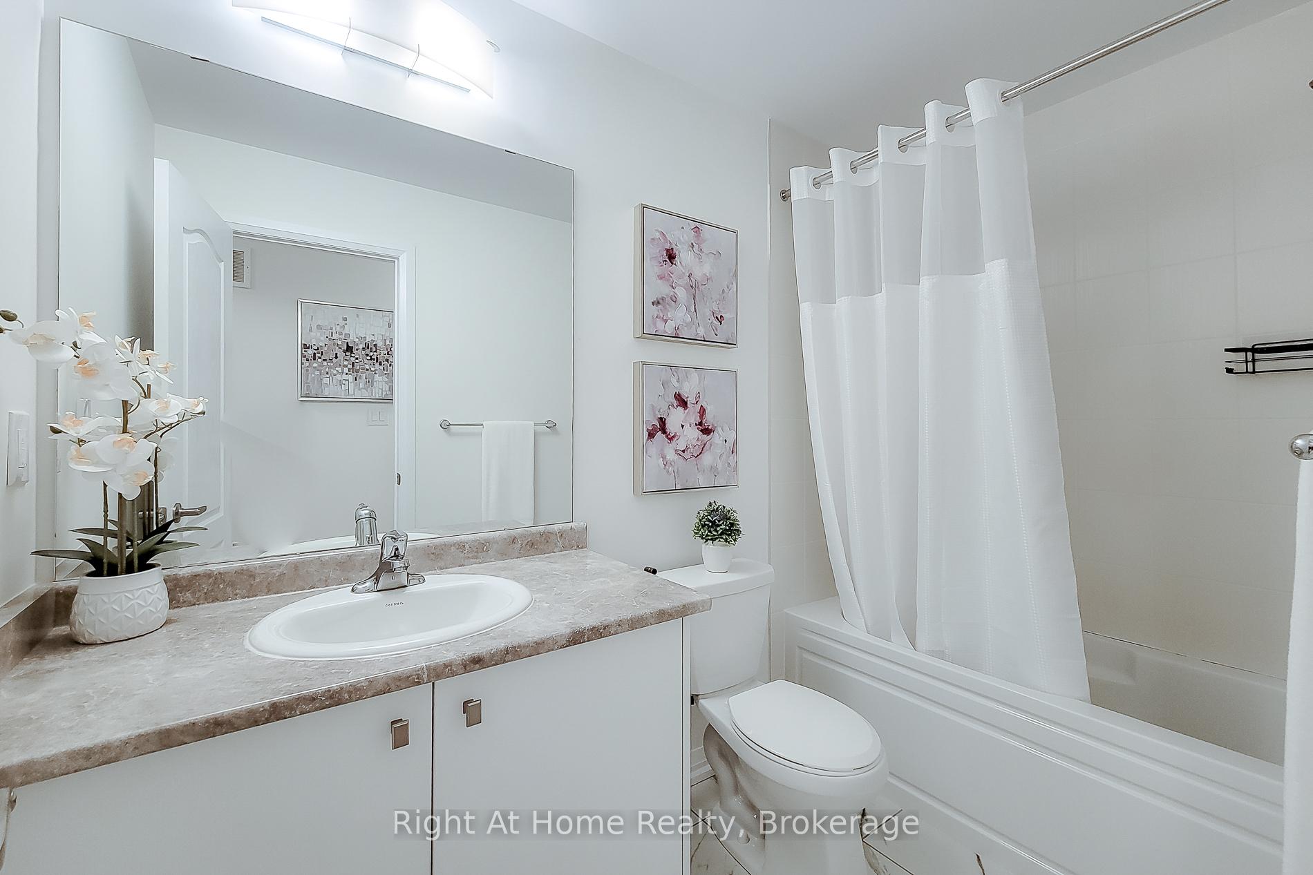 Photo 36 of 3 Norwich Crescent, Haldimand — HOMEH