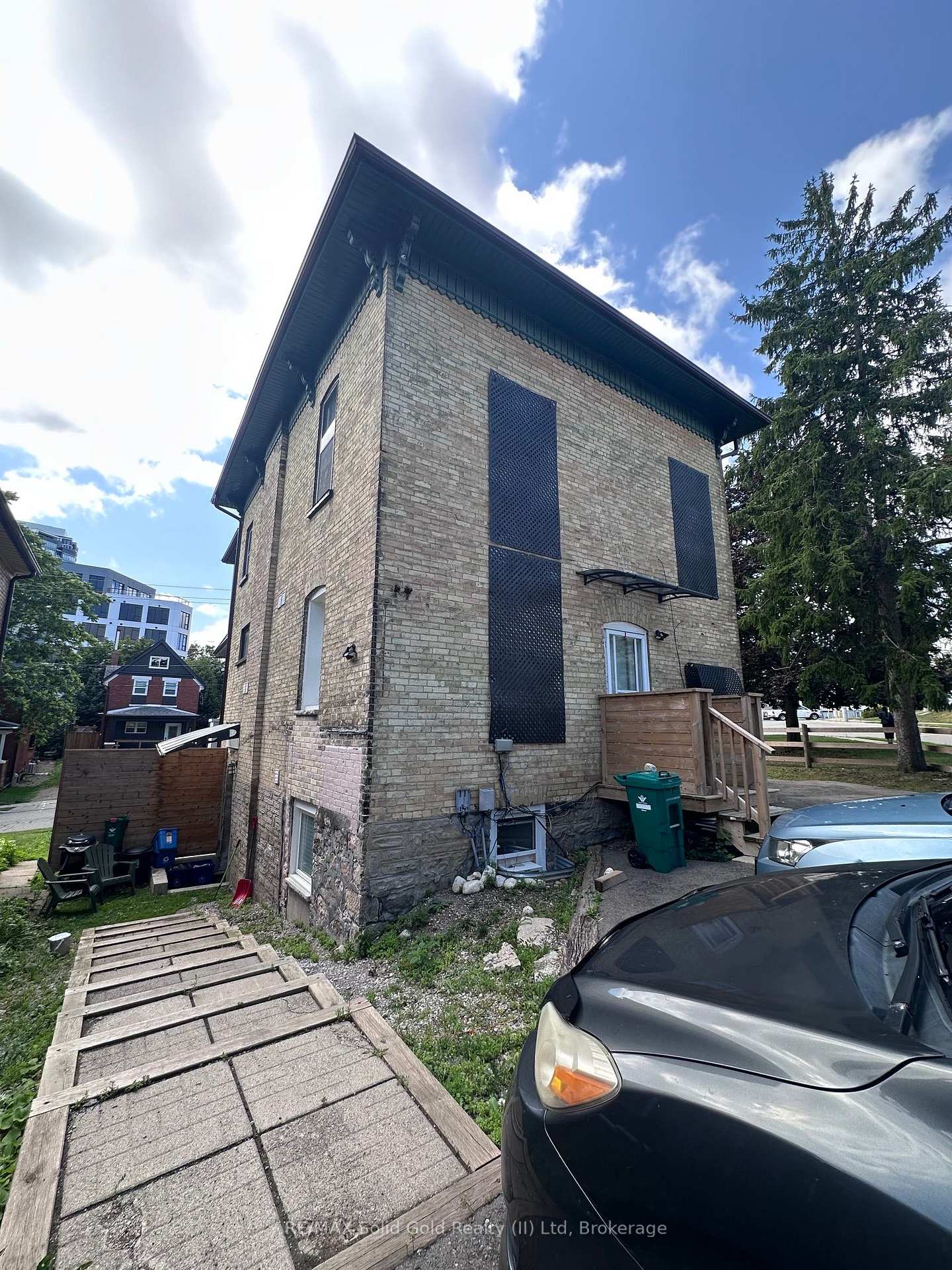 Photo 33 of 10 Shanley Street, Kitchener, KW Hospital — HOMEH