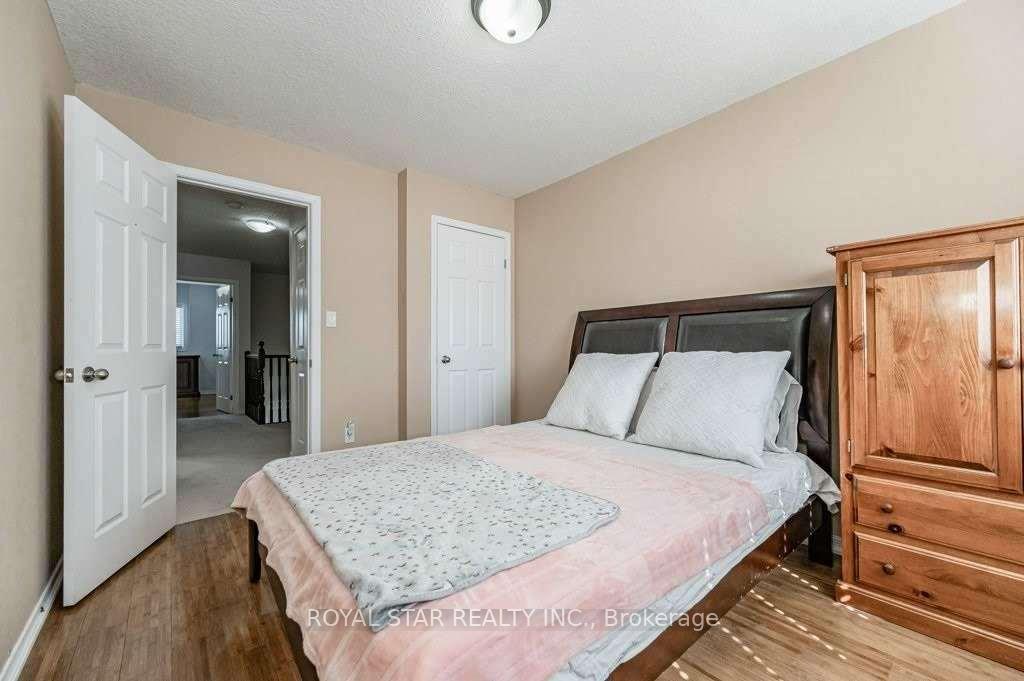Photo 21 of Unit B8, 7 Upper Mercer Street, Kitchener, Grand River South — HOMEH
