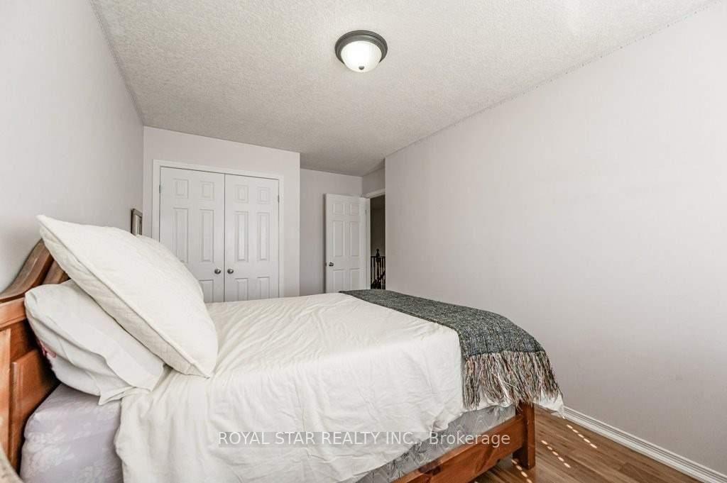 Photo 23 of Unit B8, 7 Upper Mercer Street, Kitchener, Grand River South — HOMEH