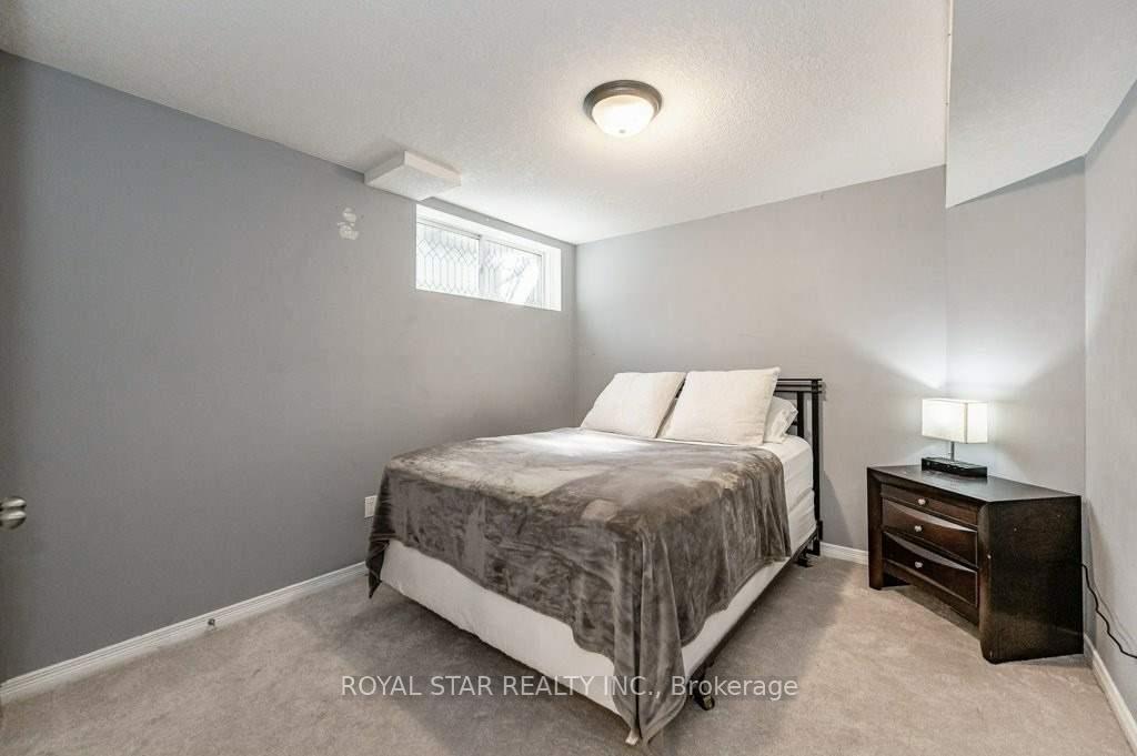Photo 32 of Unit B8, 7 Upper Mercer Street, Kitchener, Grand River South — HOMEH