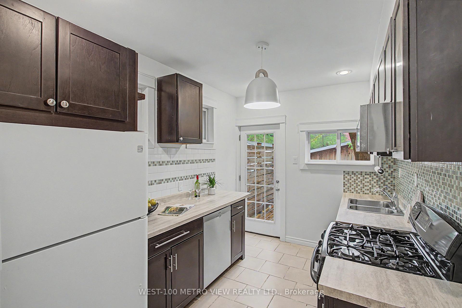 Photo 15 of 21 Springer Avenue, Hamilton, Blakeley — HOMEH