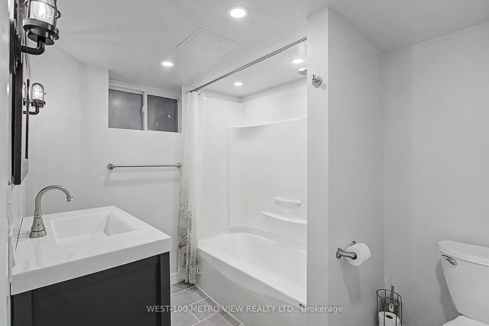 Photo 33 of 21 Springer Avenue, Hamilton, Blakeley — HOMEH