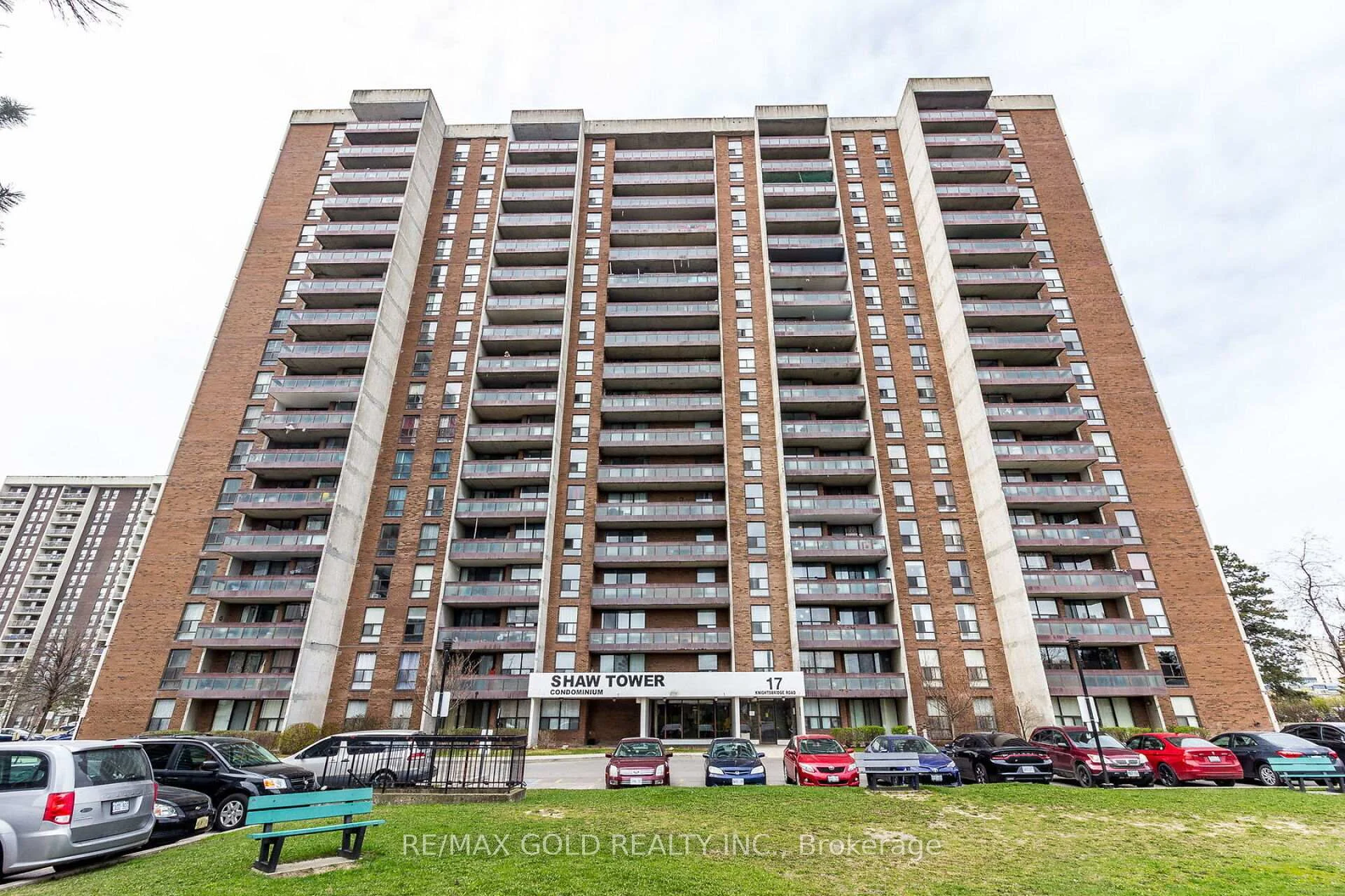 Photo 2 of Unit 1010, 17 Knightsbridge Road, Brampton, Queen Street Corridor — HOMEH