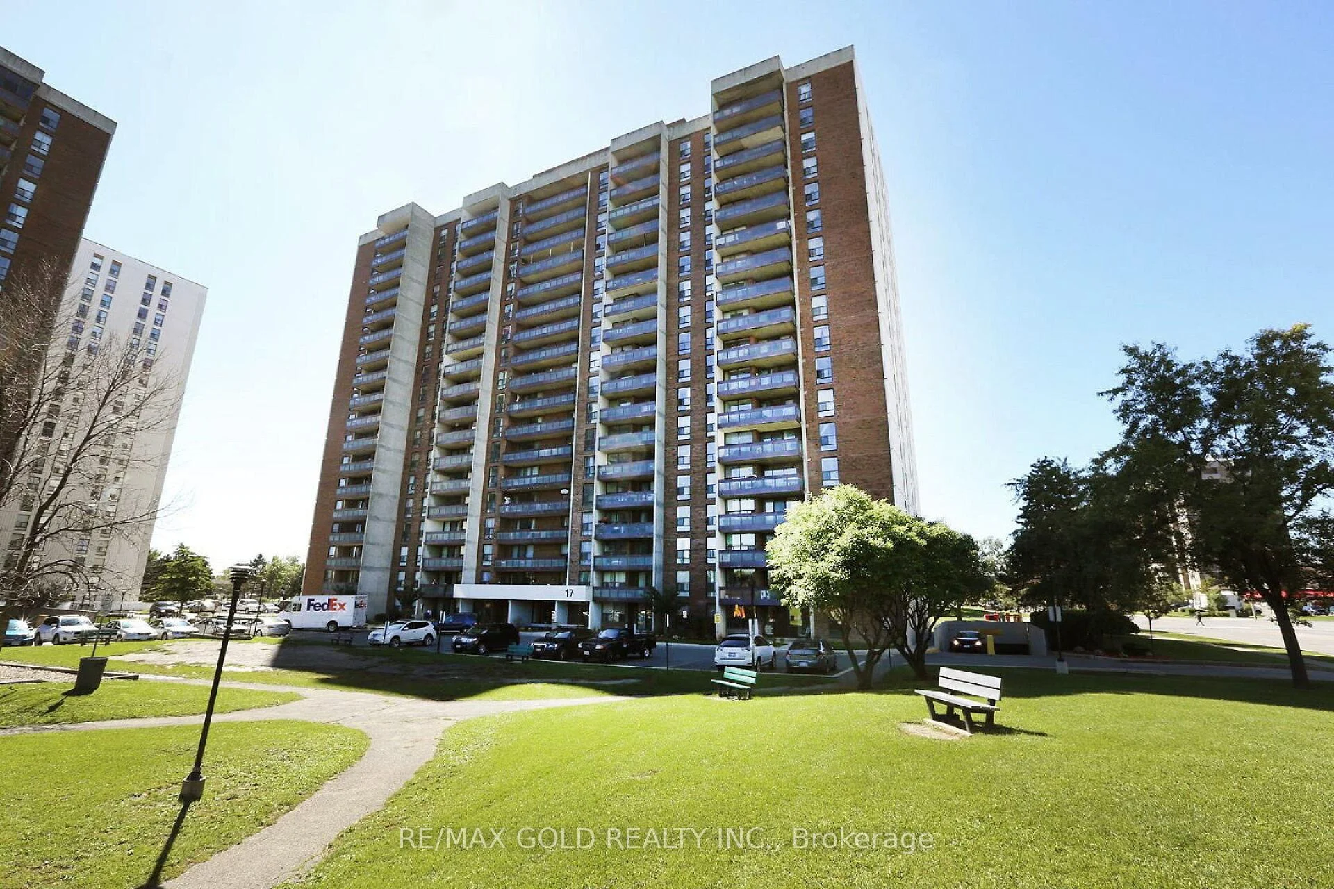Photo 4 of Unit 1010, 17 Knightsbridge Road, Brampton, Queen Street Corridor — HOMEH