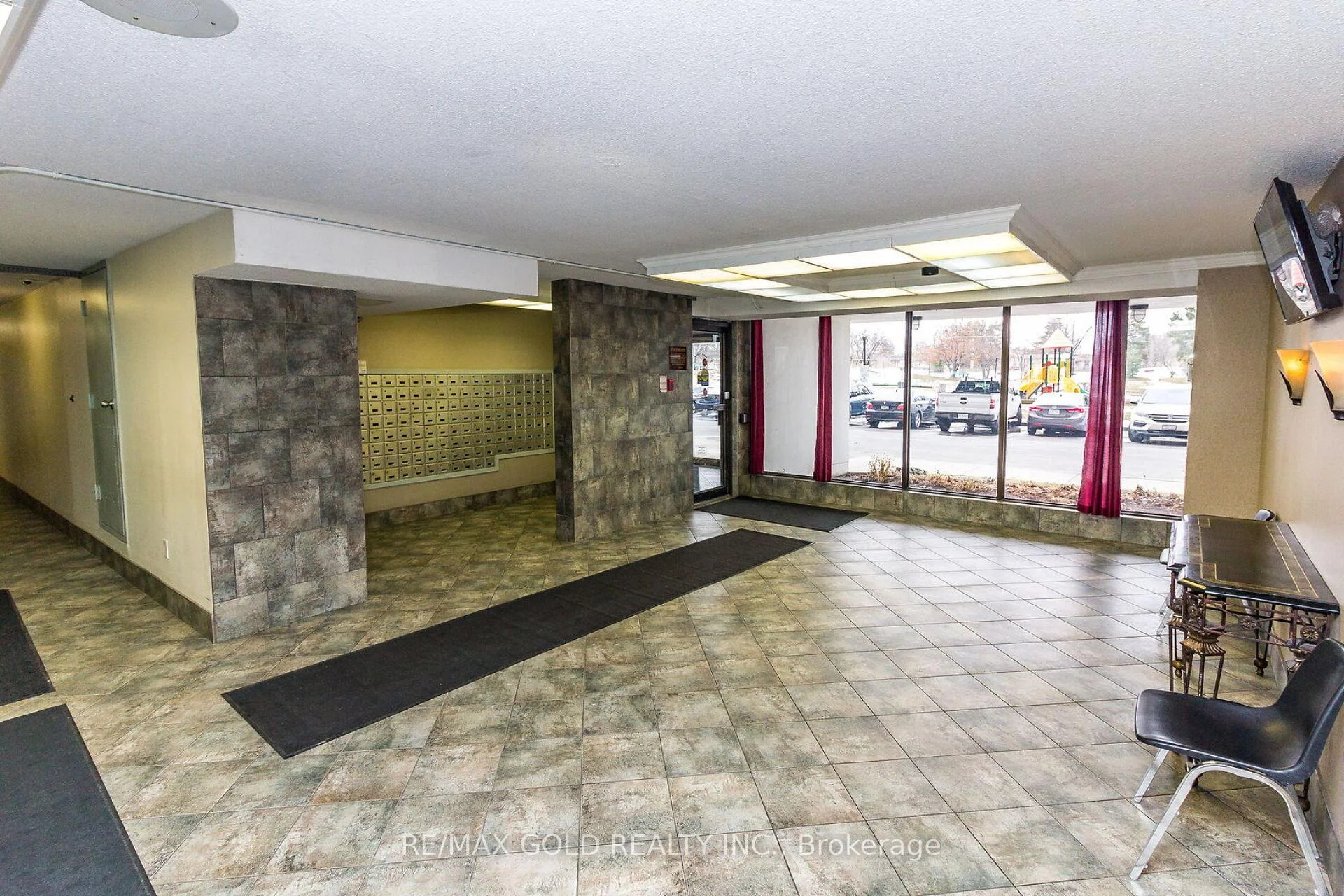 Photo 12 of Unit 1010, 17 Knightsbridge Road, Brampton, Queen Street Corridor — HOMEH