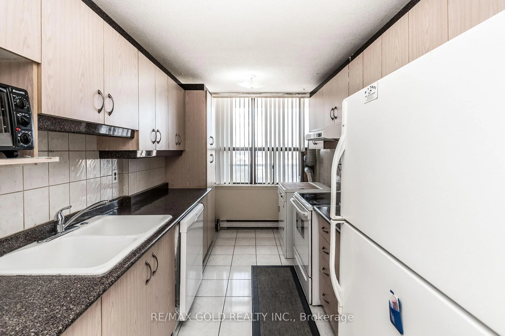Photo 36 of Unit 1010, 17 Knightsbridge Road, Brampton, Queen Street Corridor — HOMEH