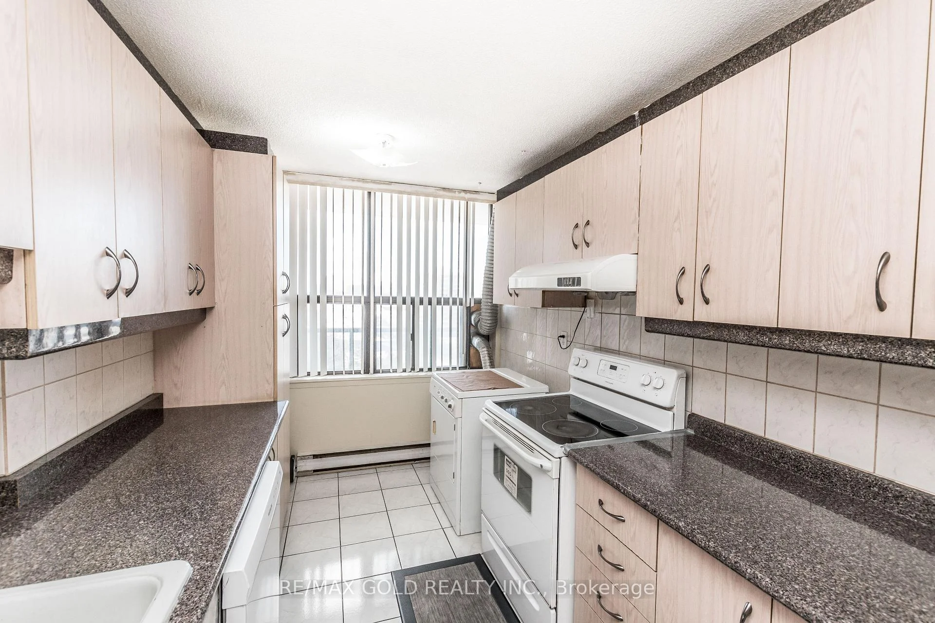 Photo 38 of Unit 1010, 17 Knightsbridge Road, Brampton, Queen Street Corridor — HOMEH