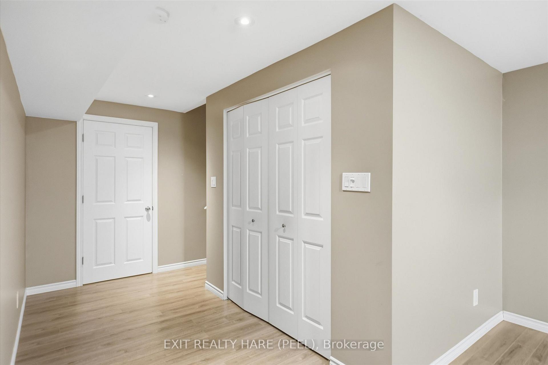 Photo 32 of 174 Irwin Avenue, Hamilton, Meadowlands — HOMEH