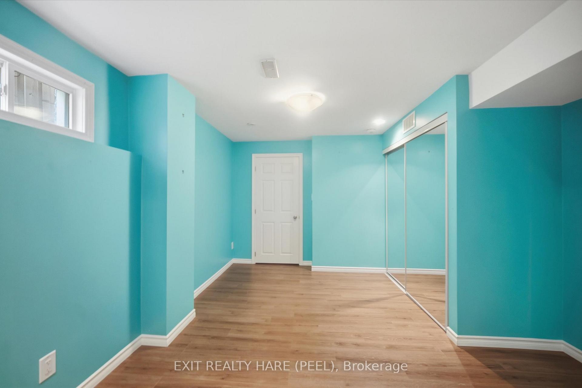 Photo 42 of 174 Irwin Avenue, Hamilton, Meadowlands — HOMEH
