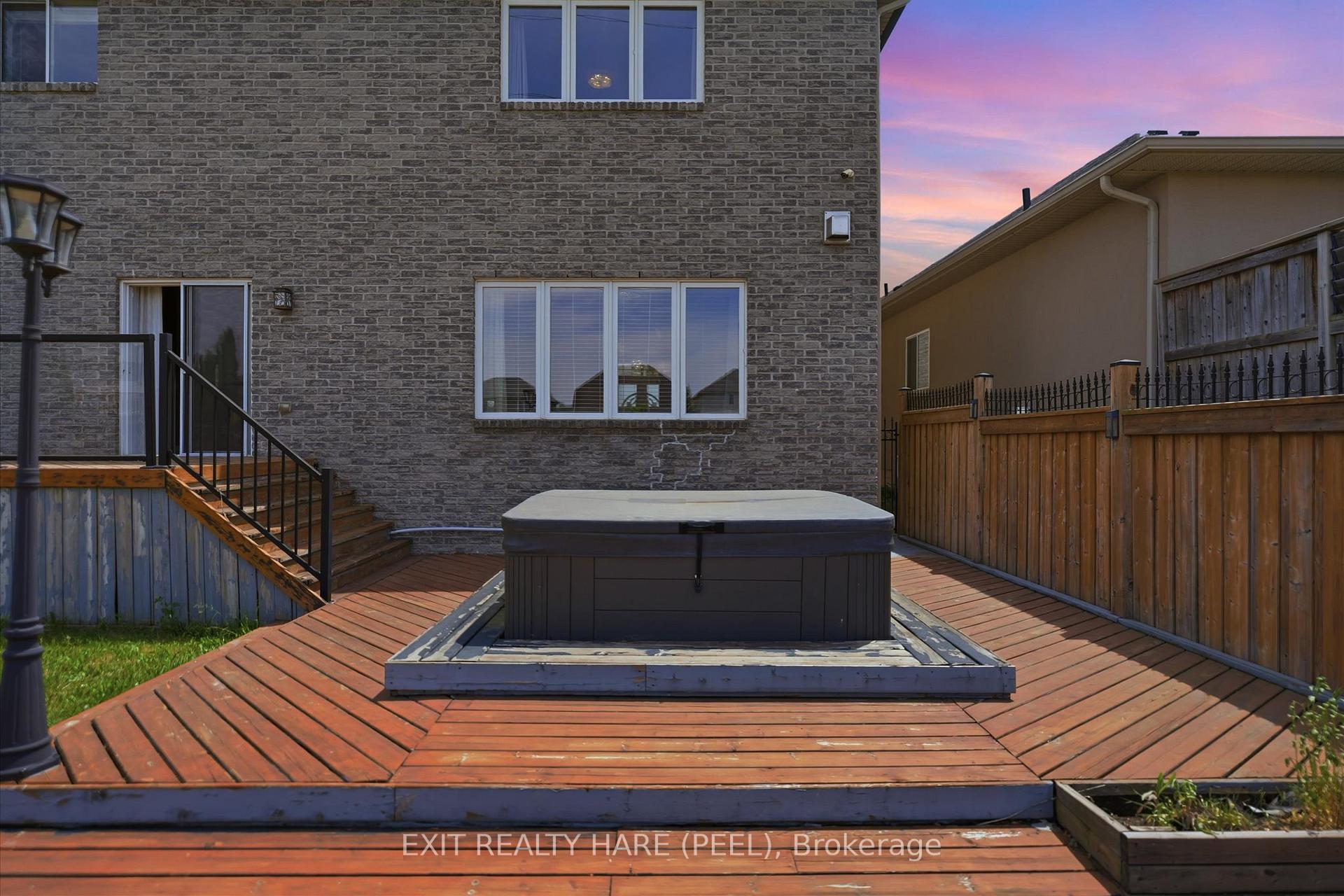 Photo 50 of 174 Irwin Avenue, Hamilton, Meadowlands — HOMEH