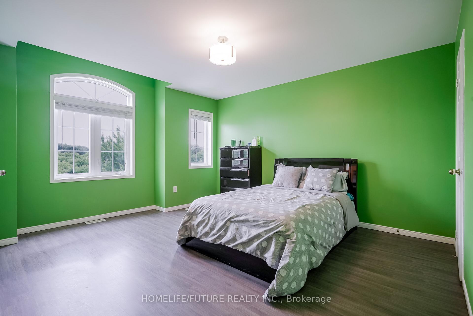 Photo 34 of 14 Mosely Crescent, Ajax, Northeast Ajax — HOMEH