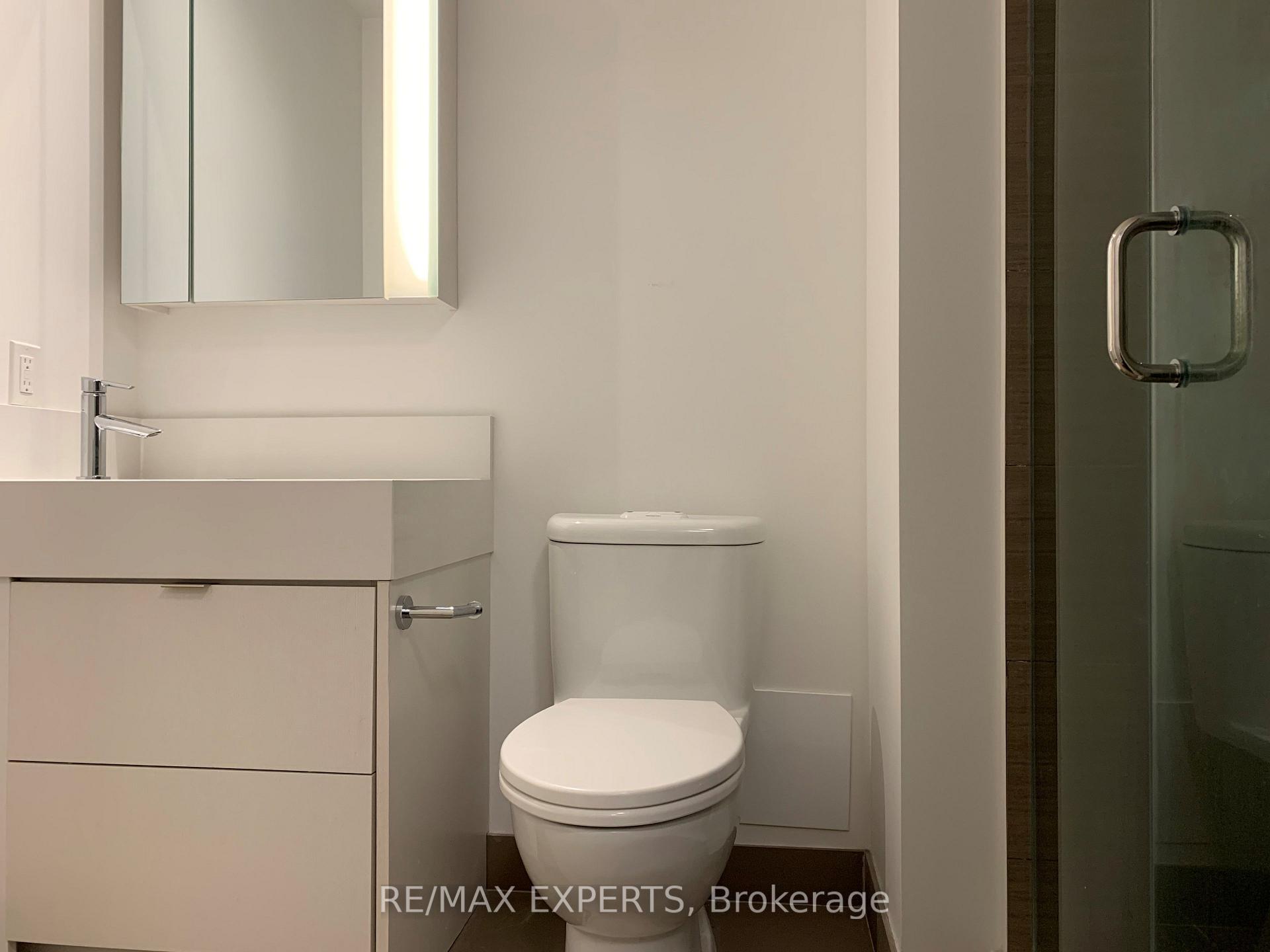 Photo 10 of Unit 3613, 10 York Street, Toronto, Waterfront Communities — HOMEH