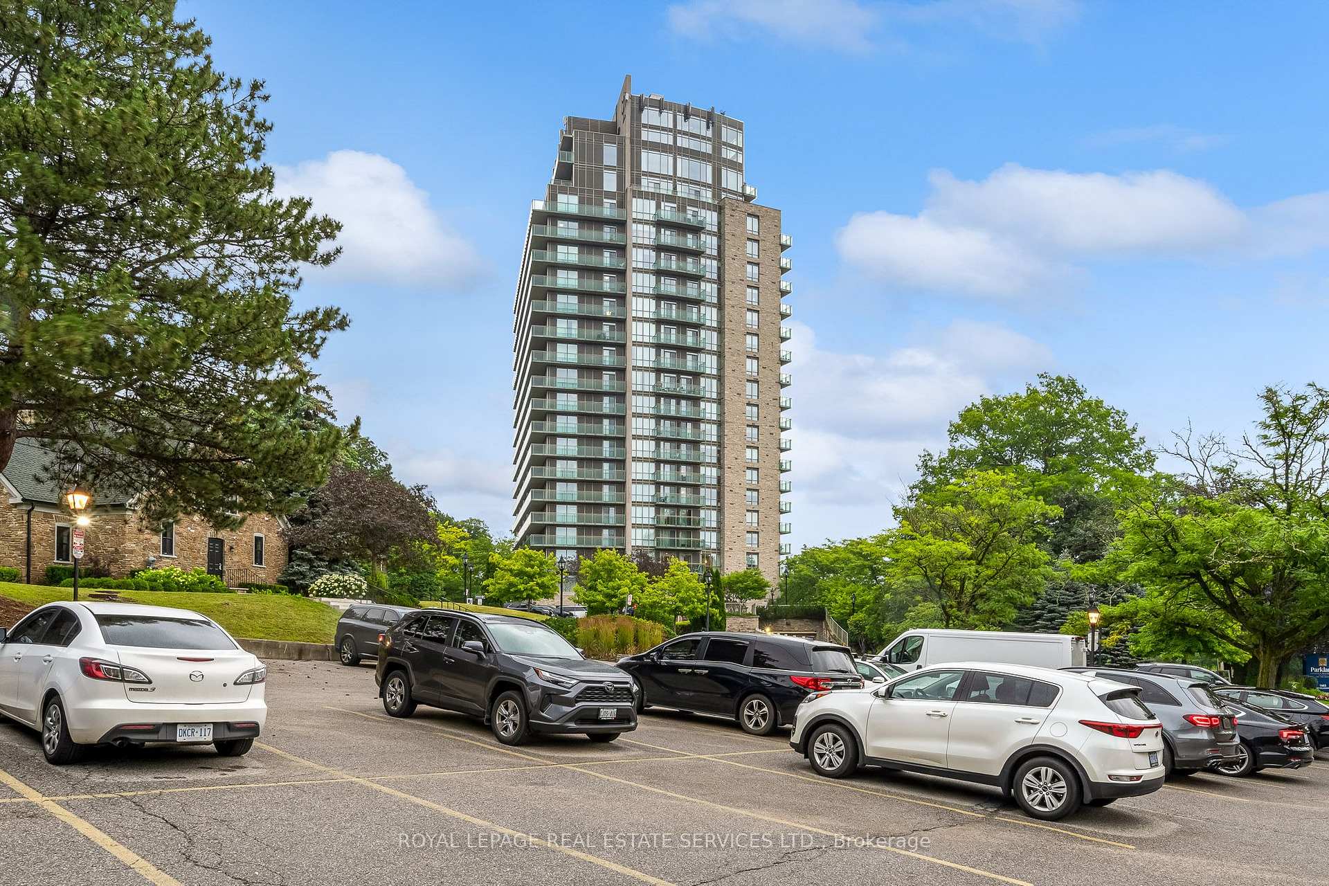 Photo 1 of Unit 2002, 1665 The Collegeway, Mississauga, Erin Mills — HOMEH