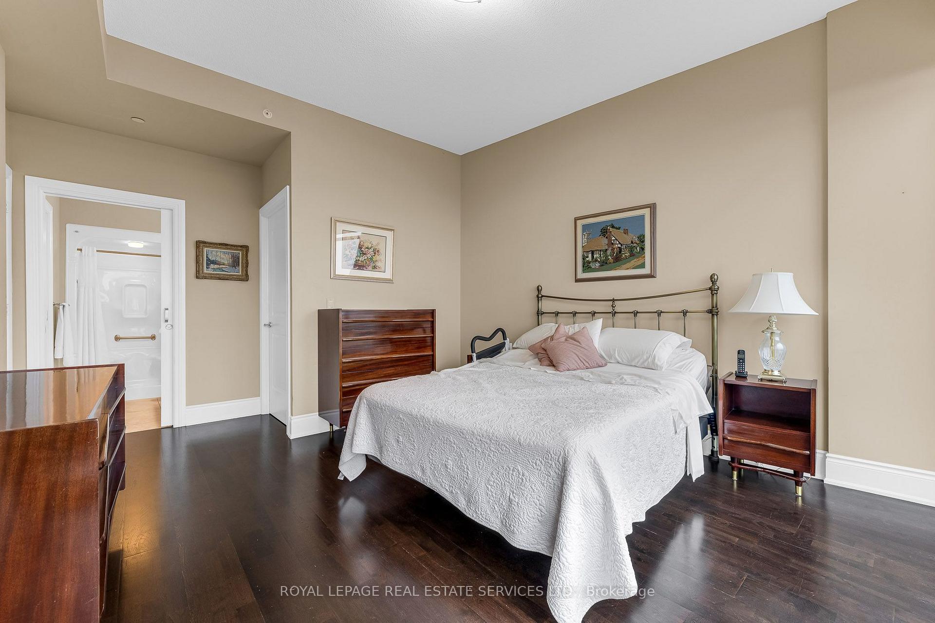 Photo 16 of Unit 2002, 1665 The Collegeway, Mississauga, Erin Mills — HOMEH