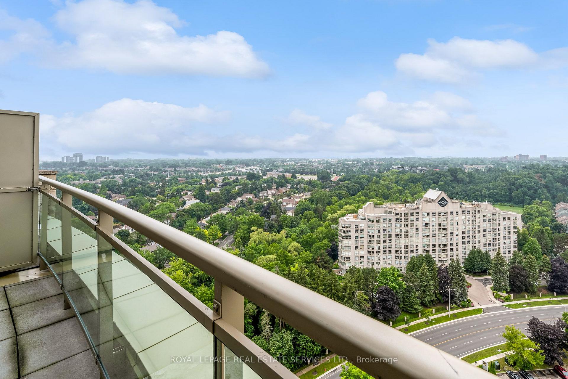 Photo 17 of Unit 2002, 1665 The Collegeway, Mississauga, Erin Mills — HOMEH