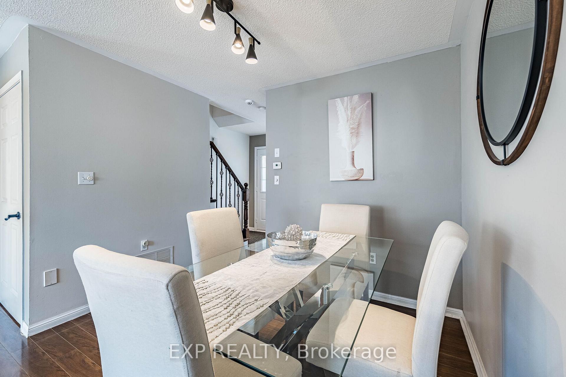 Photo 5 of 53 Sweetwood Circle, Brampton, Fletcher's Meadow — HOMEH