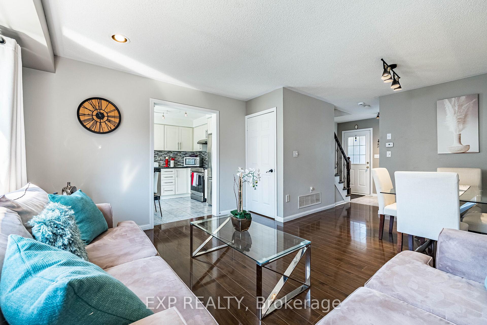Photo 9 of 53 Sweetwood Circle, Brampton, Fletcher's Meadow — HOMEH