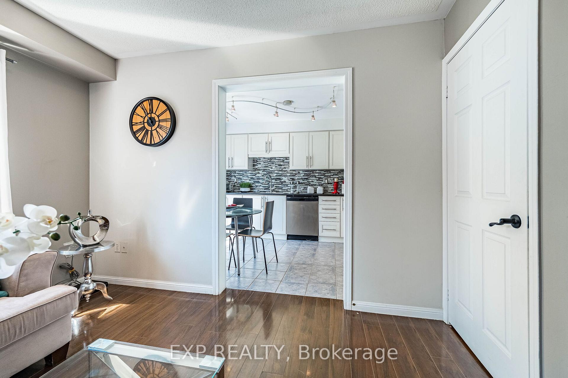 Photo 12 of 53 Sweetwood Circle, Brampton, Fletcher's Meadow — HOMEH