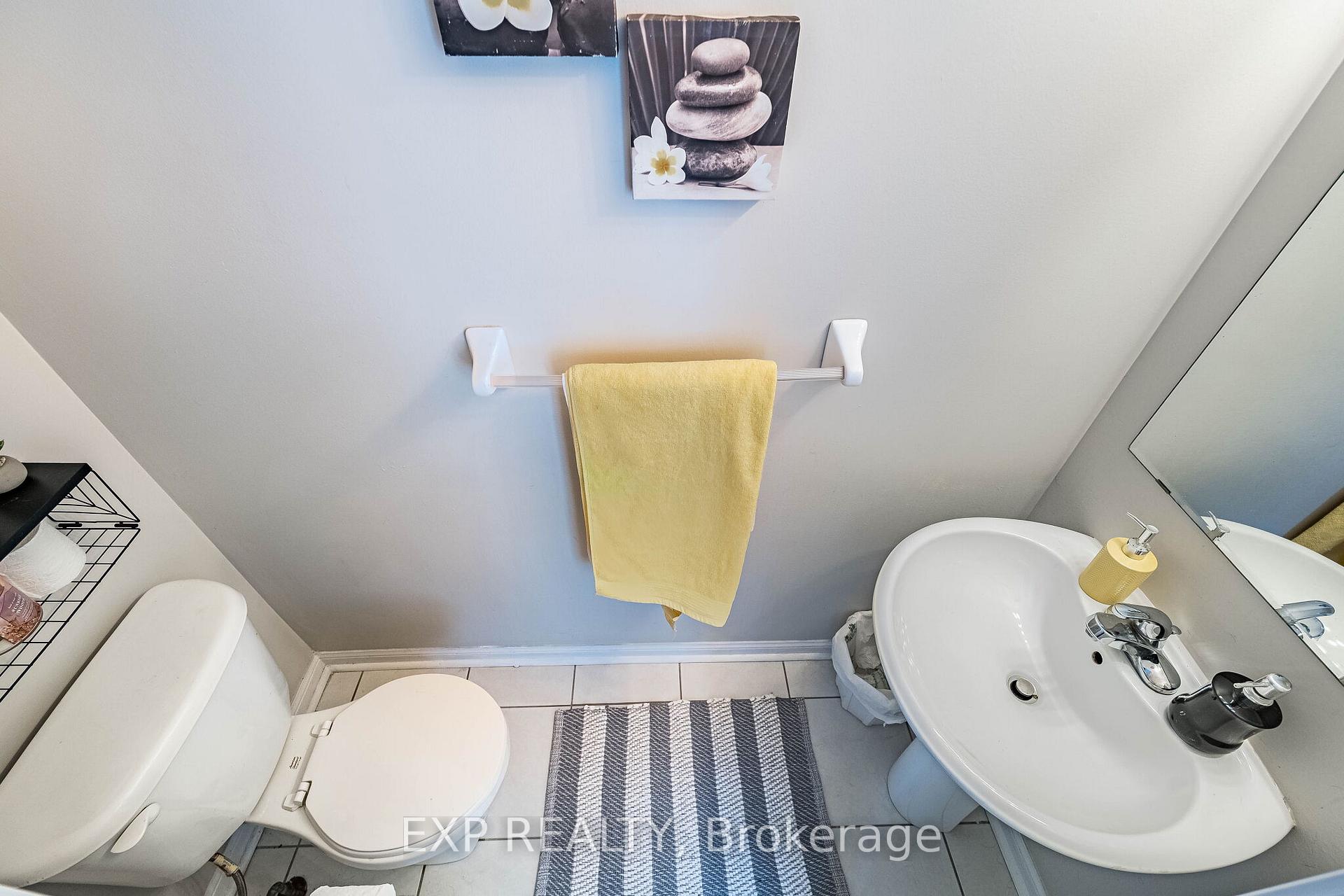 Photo 19 of 53 Sweetwood Circle, Brampton, Fletcher's Meadow — HOMEH