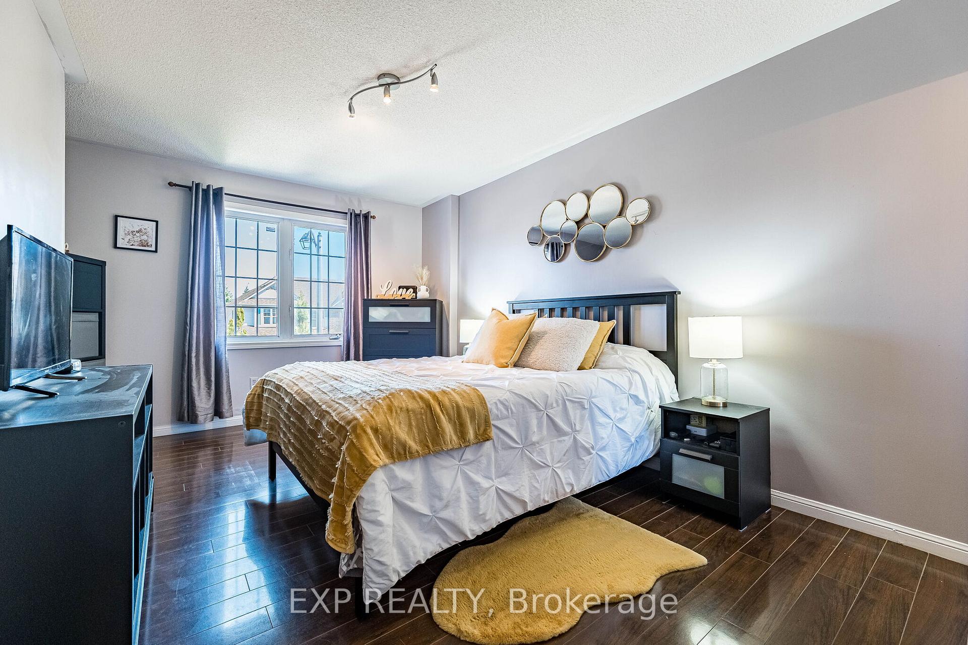 Photo 21 of 53 Sweetwood Circle, Brampton, Fletcher's Meadow — HOMEH