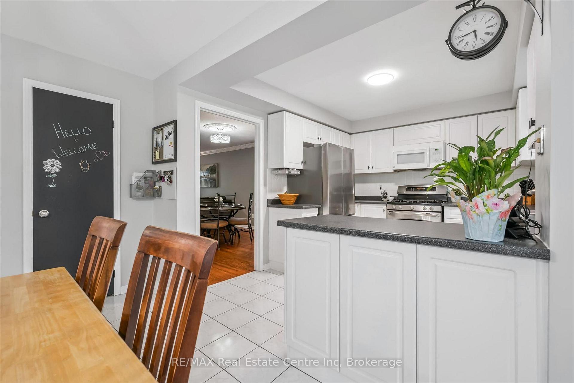 Photo 8 of 339 Daniel Crescent, Centre Wellington, Elora/Salem — HOMEH