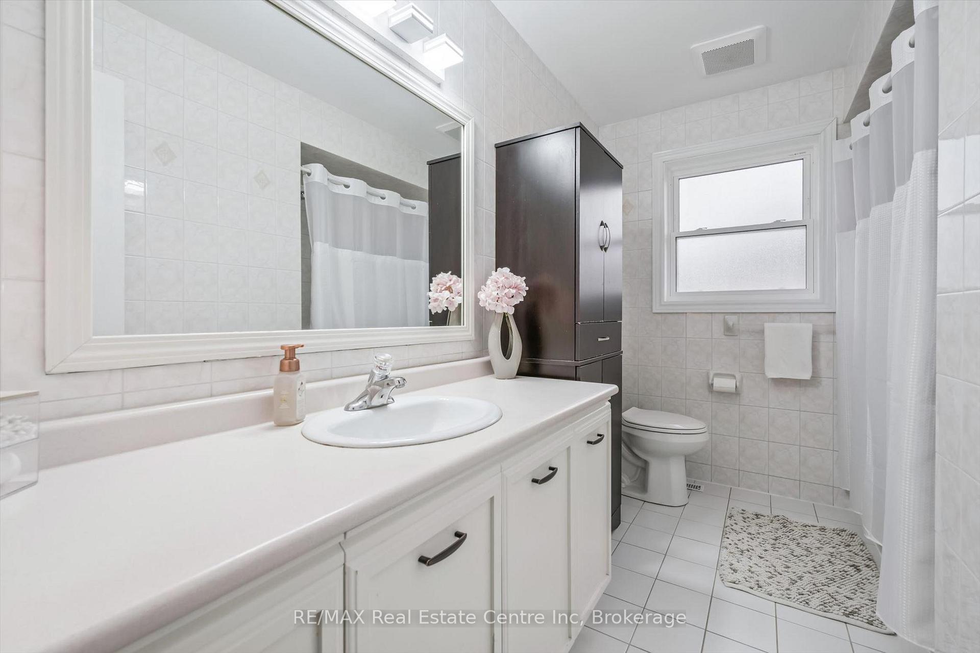 Photo 20 of 339 Daniel Crescent, Centre Wellington, Elora/Salem — HOMEH