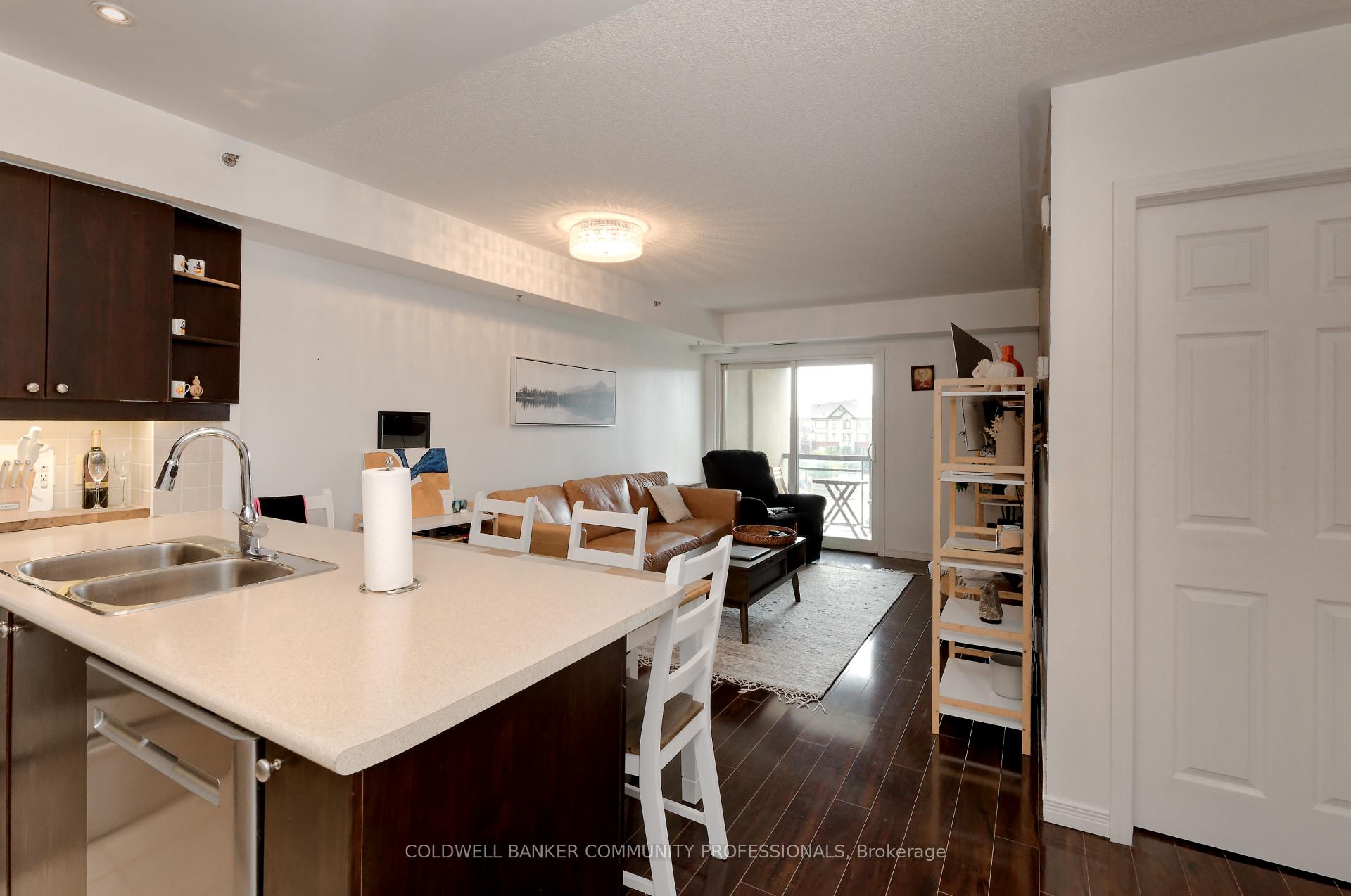 Photo 8 of Unit 404, 3060 Rotary Way, Burlington, Alton — HOMEH