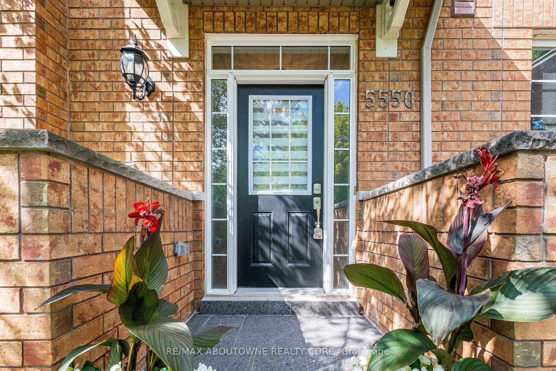 Photo 6 of 5550 Tenth Line W, Mississauga, Churchill Meadows — HOMEH