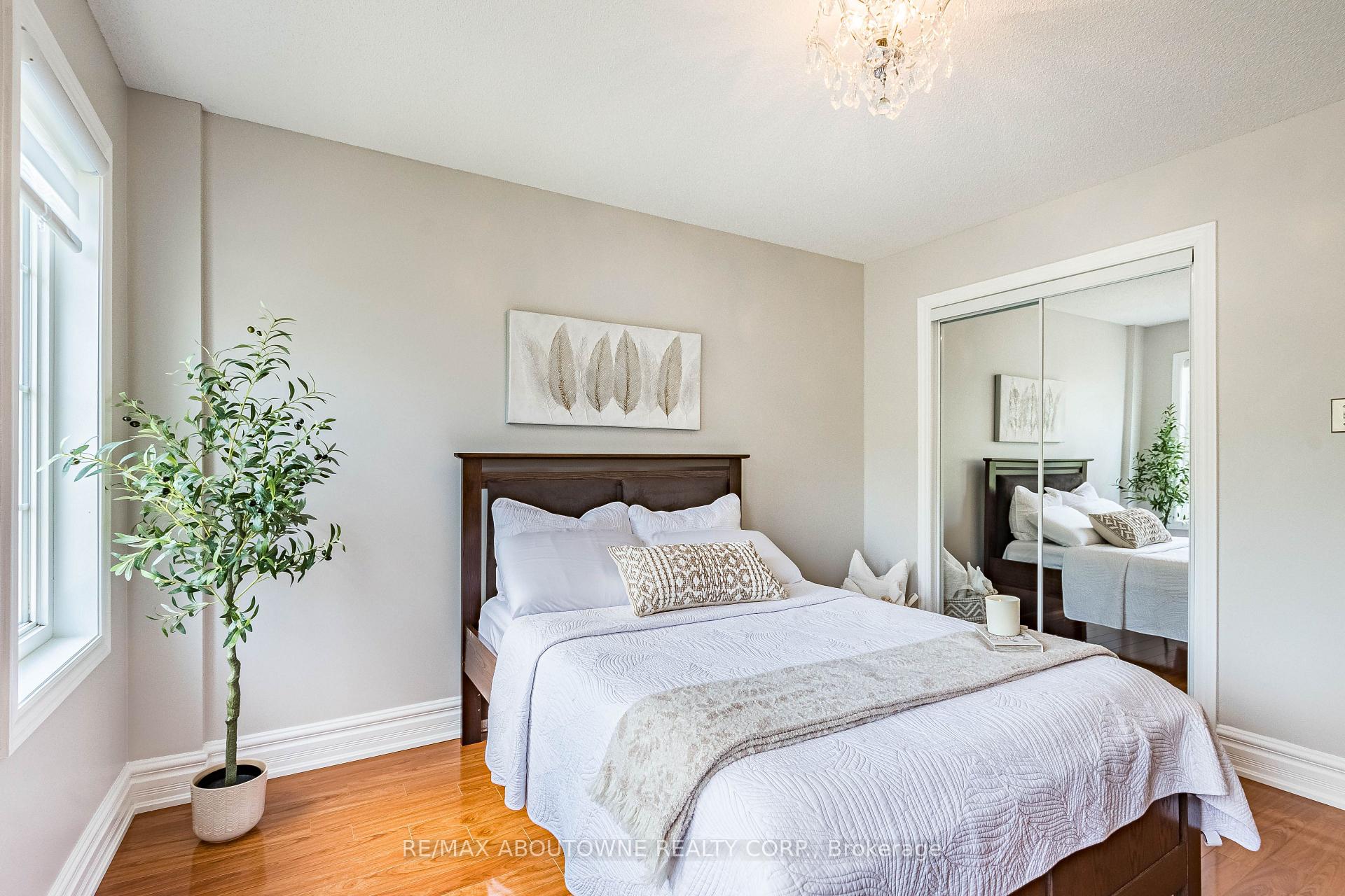 Photo 32 of 5550 Tenth Line W, Mississauga, Churchill Meadows — HOMEH