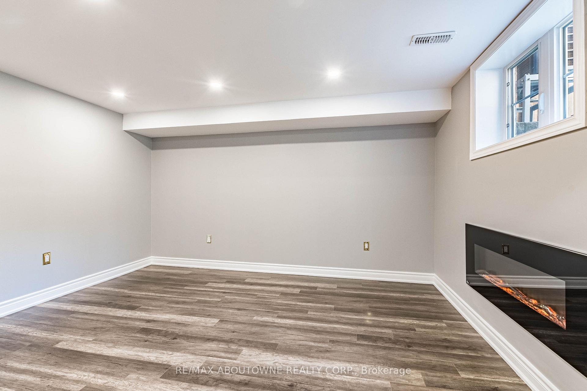 Photo 37 of 5550 Tenth Line W, Mississauga, Churchill Meadows — HOMEH
