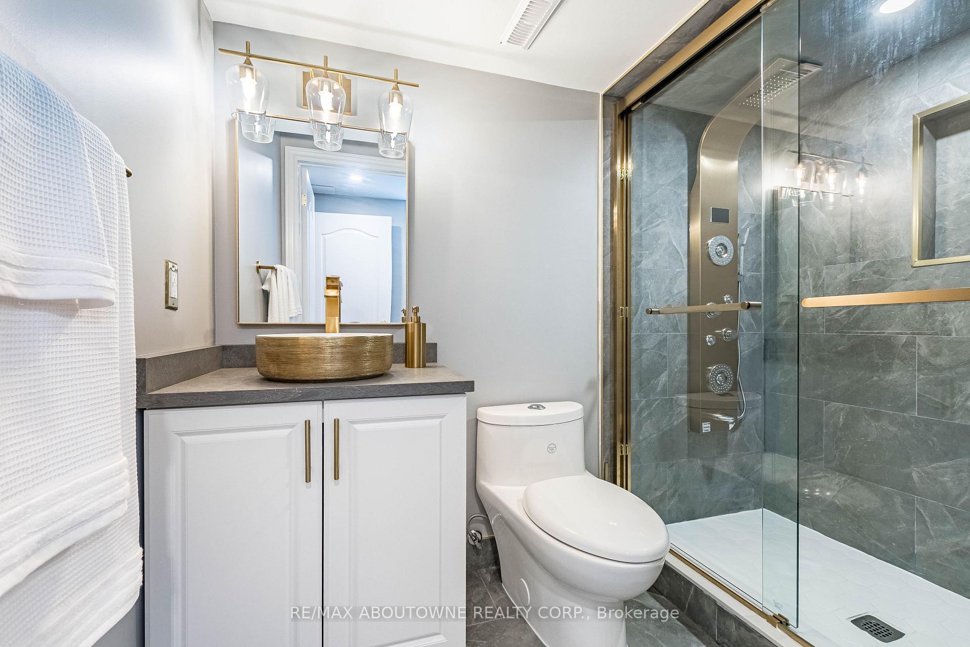 Photo 43 of 5550 Tenth Line W, Mississauga, Churchill Meadows — HOMEH