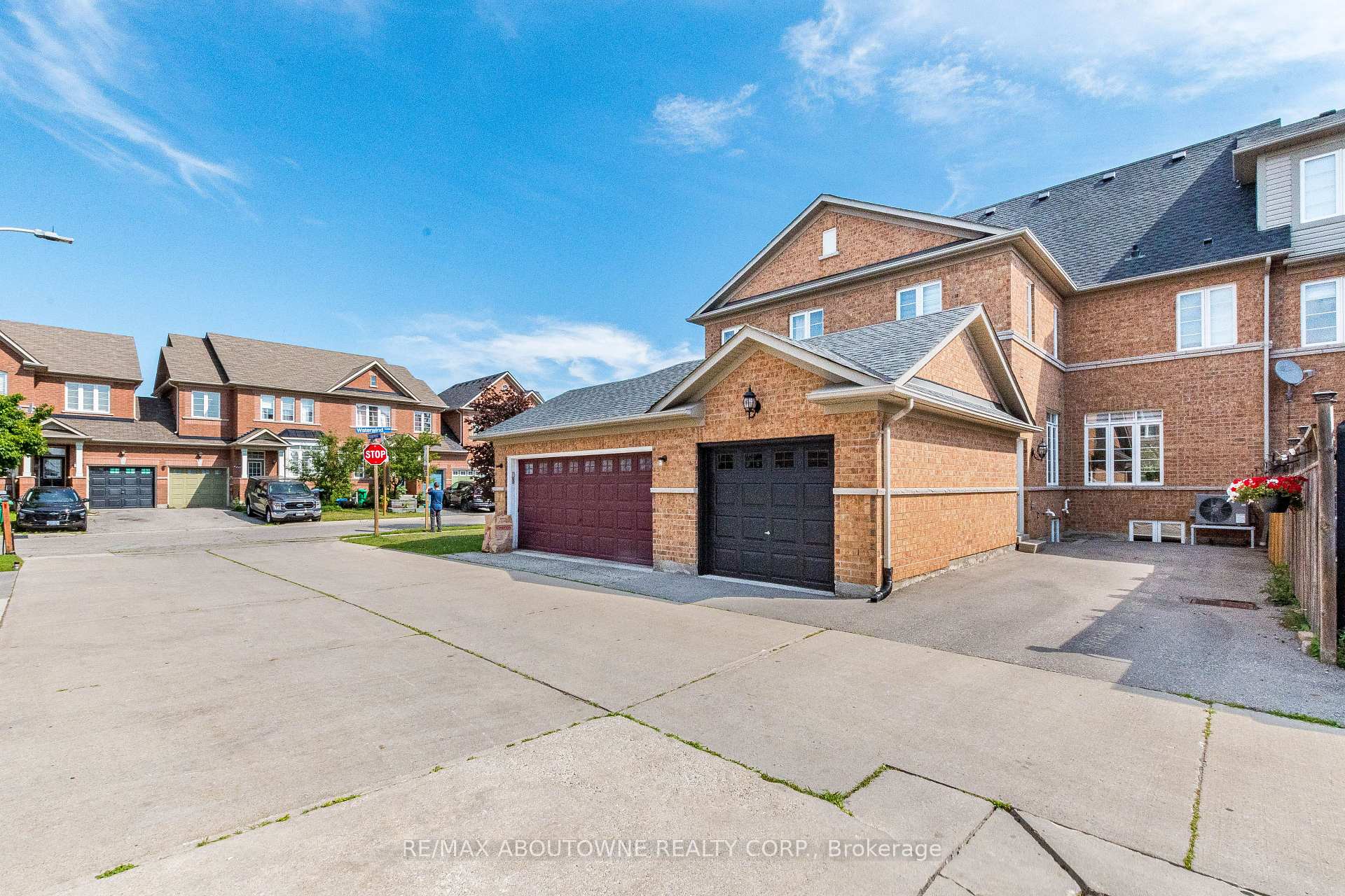 Photo 47 of 5550 Tenth Line W, Mississauga, Churchill Meadows — HOMEH
