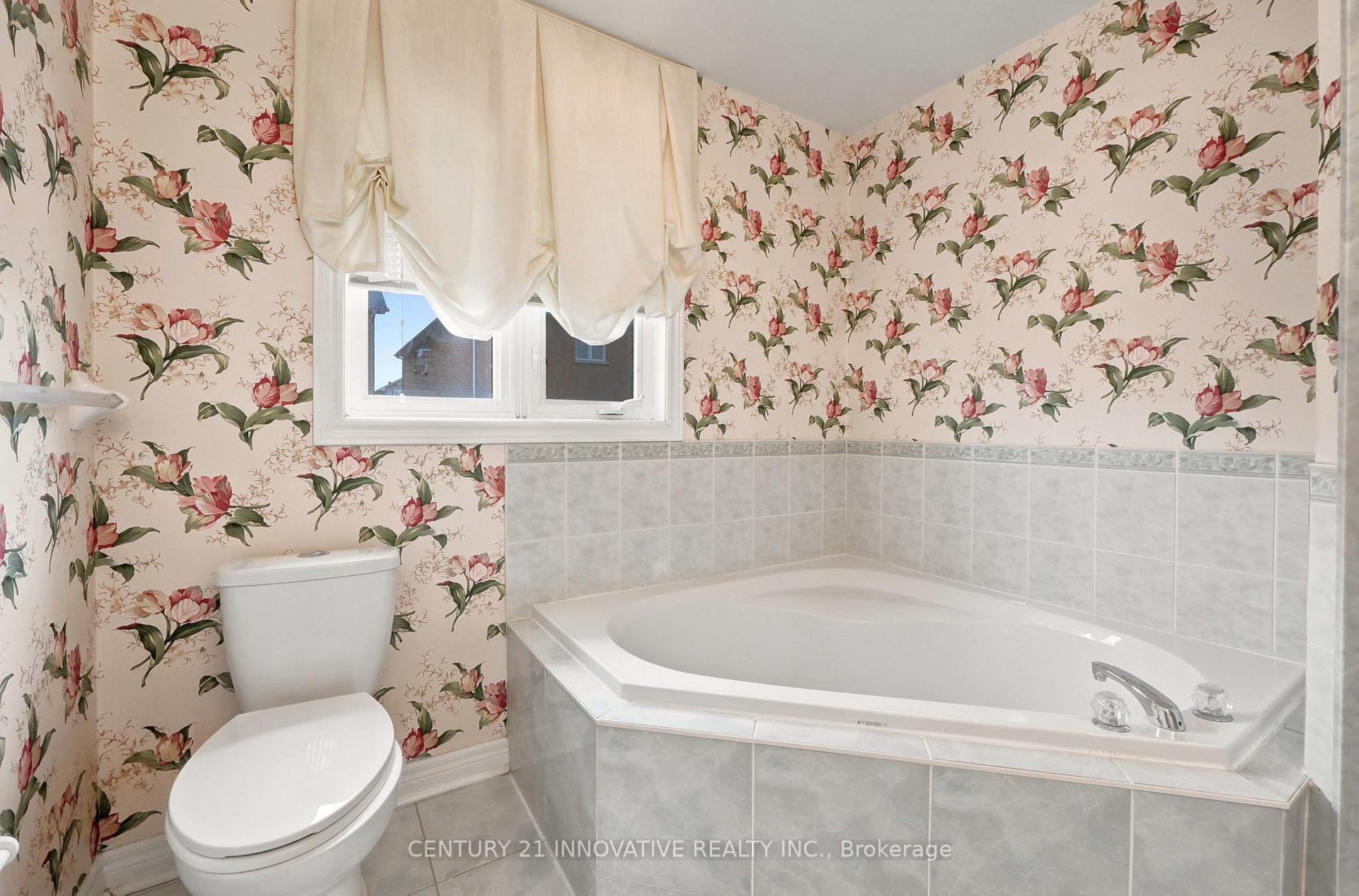 Photo 20 of 57 Avenida Street NE, Markham, Middlefield — HOMEH