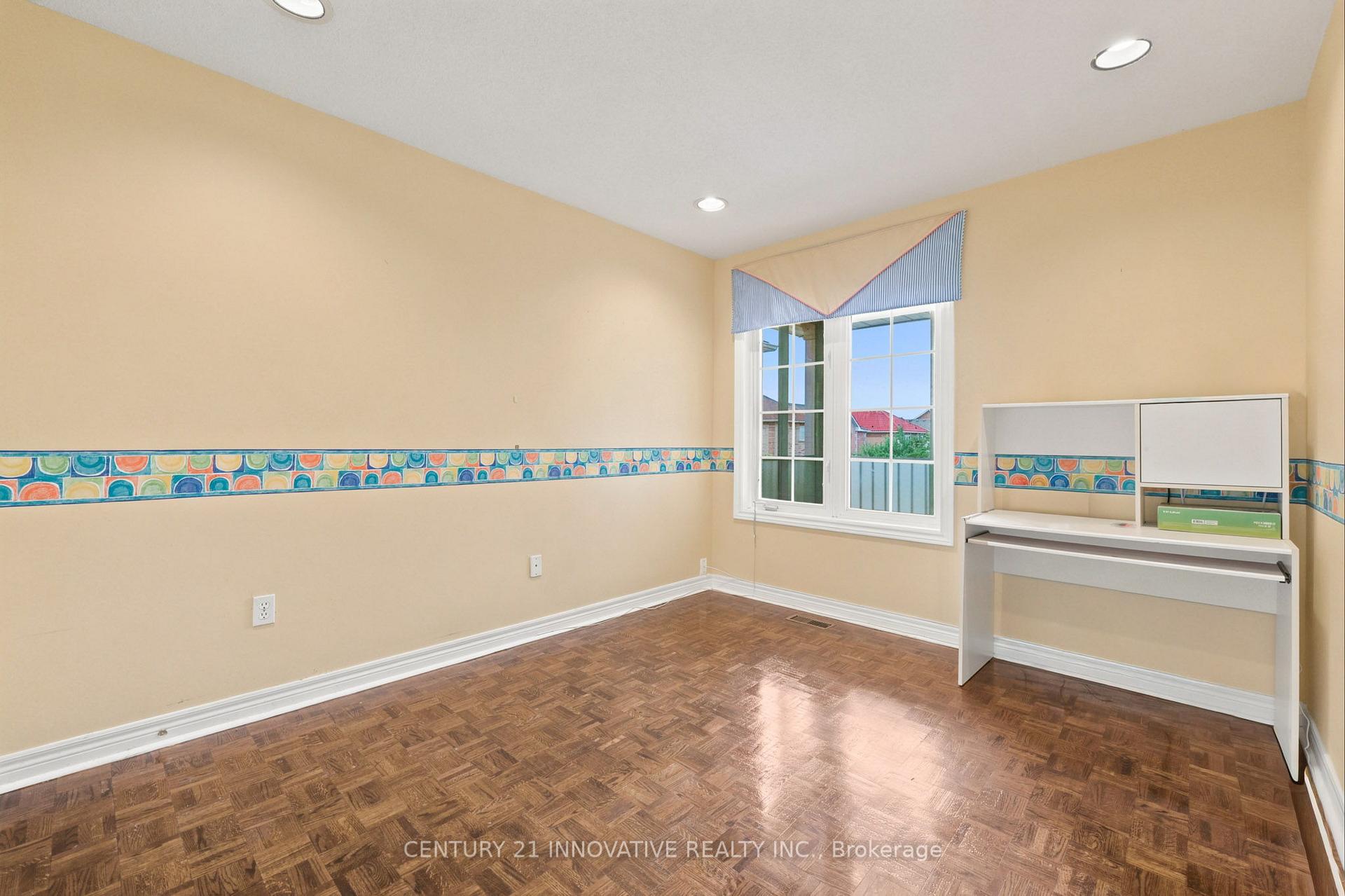 Photo 28 of 57 Avenida Street NE, Markham, Middlefield — HOMEH