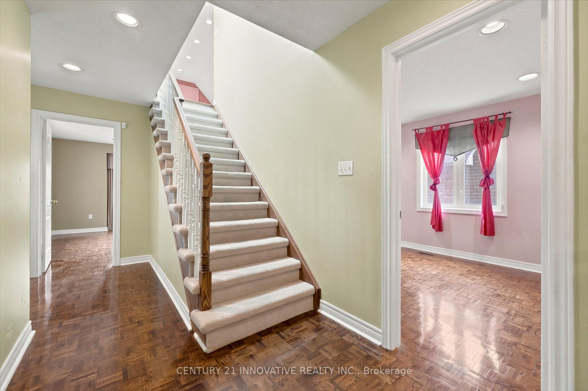 Photo 40 of 57 Avenida Street NE, Markham, Middlefield — HOMEH