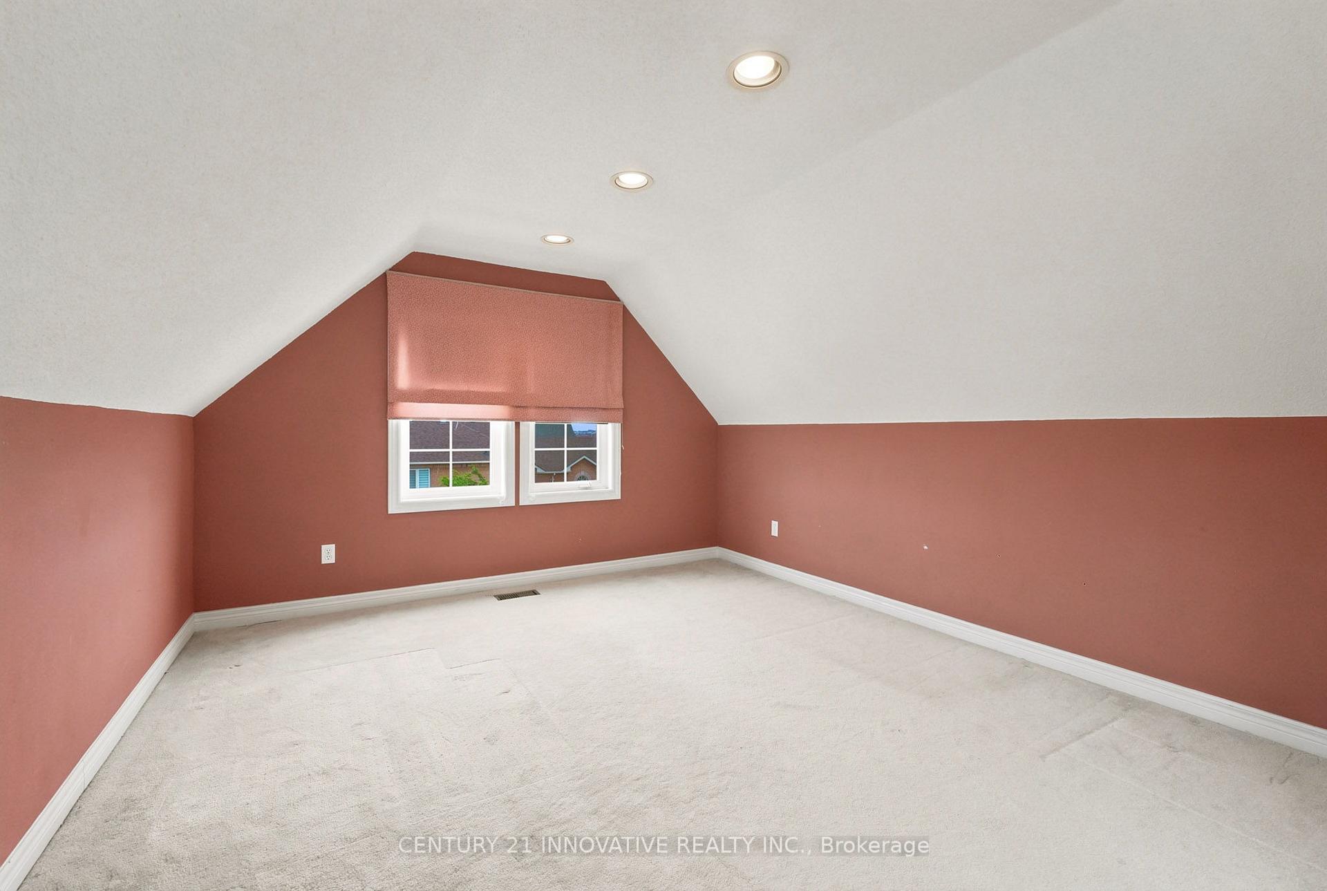 Photo 41 of 57 Avenida Street NE, Markham, Middlefield — HOMEH