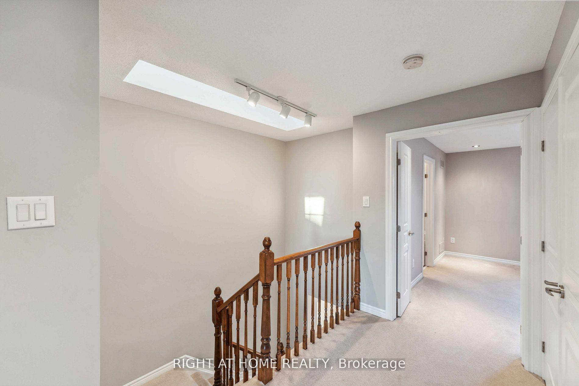 Photo 10 of 130 Tandalee Crescent, Ottawa, Kanata - Bridlewood — HOMEH