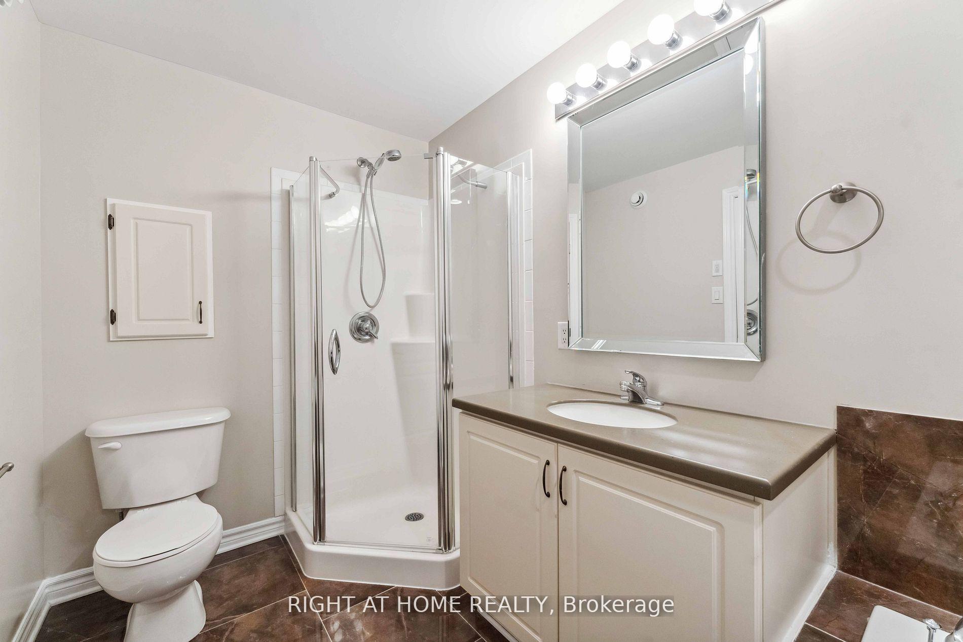 Photo 15 of 130 Tandalee Crescent, Ottawa, Kanata - Bridlewood — HOMEH