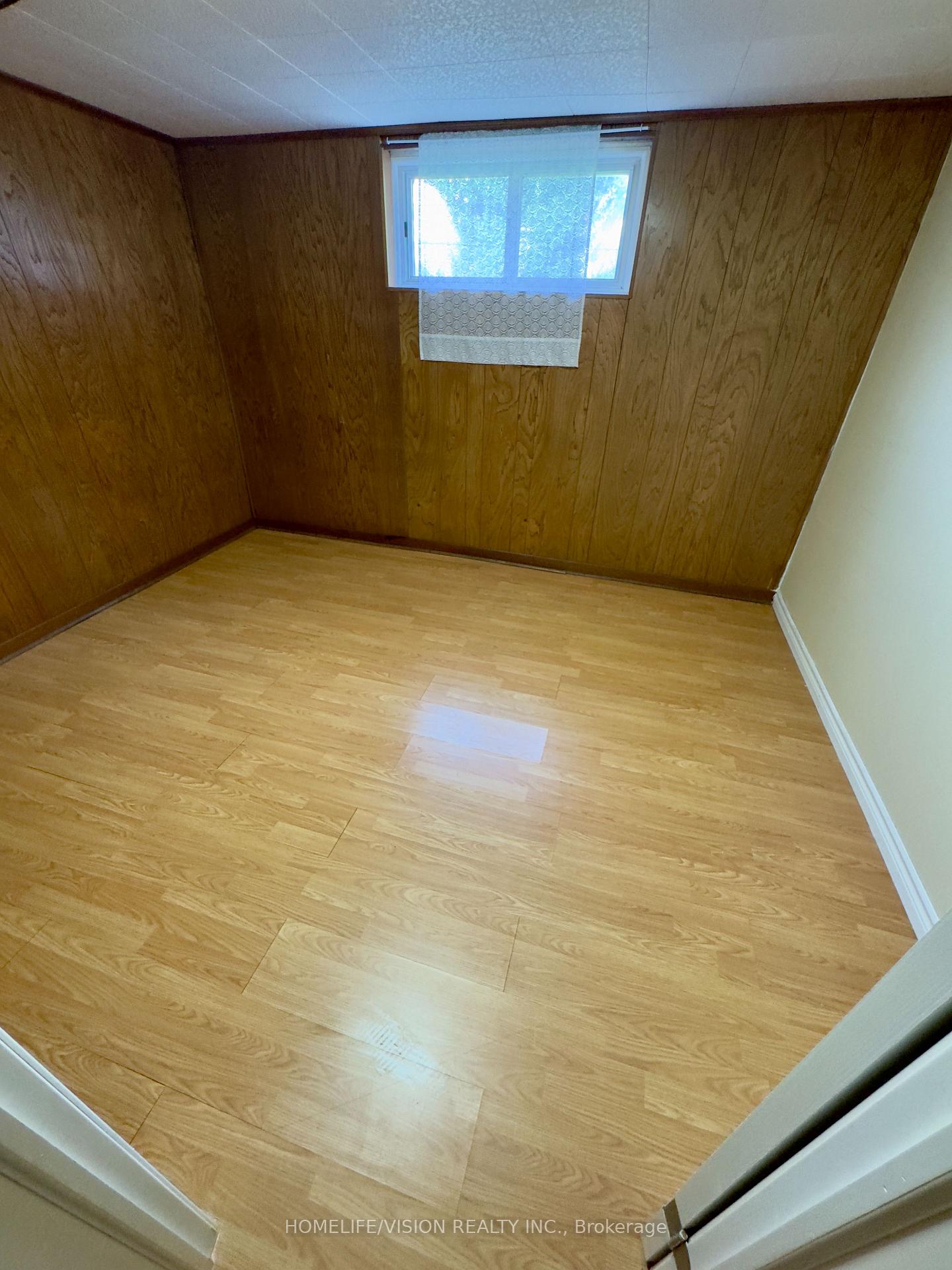 Photo 1 of 1509 Pharmacy Avenue, Scarborough, Wexford-Maryvale — HOMEH
