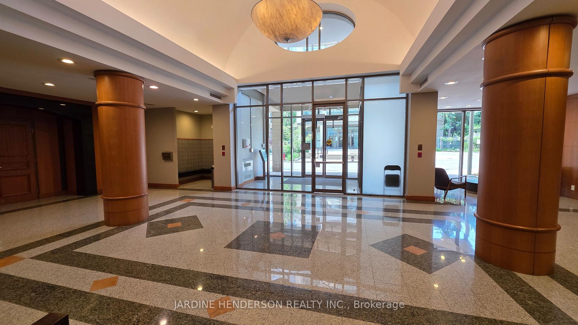 Photo 4 of 256 Doris Avenue, North York, Willowdale East — HOMEH