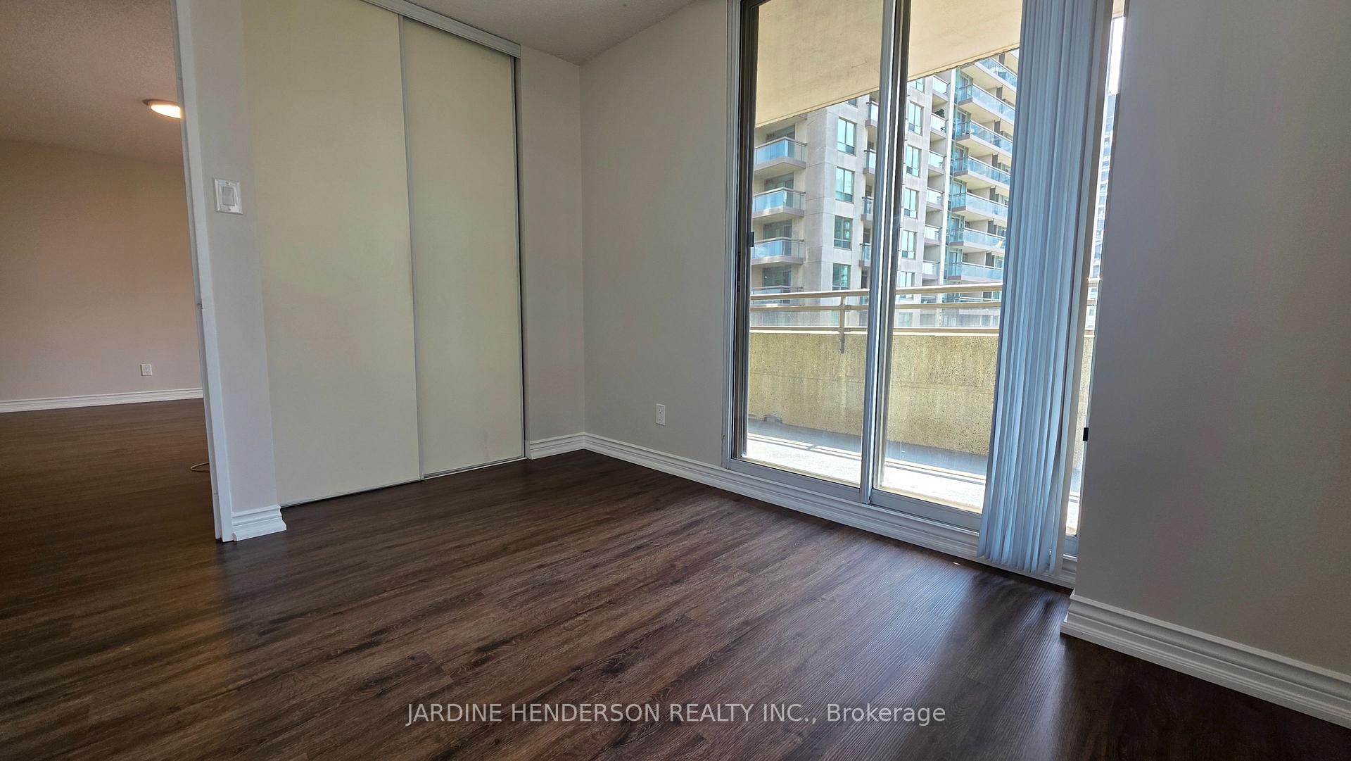 Photo 20 of 256 Doris Avenue, North York, Willowdale East — HOMEH