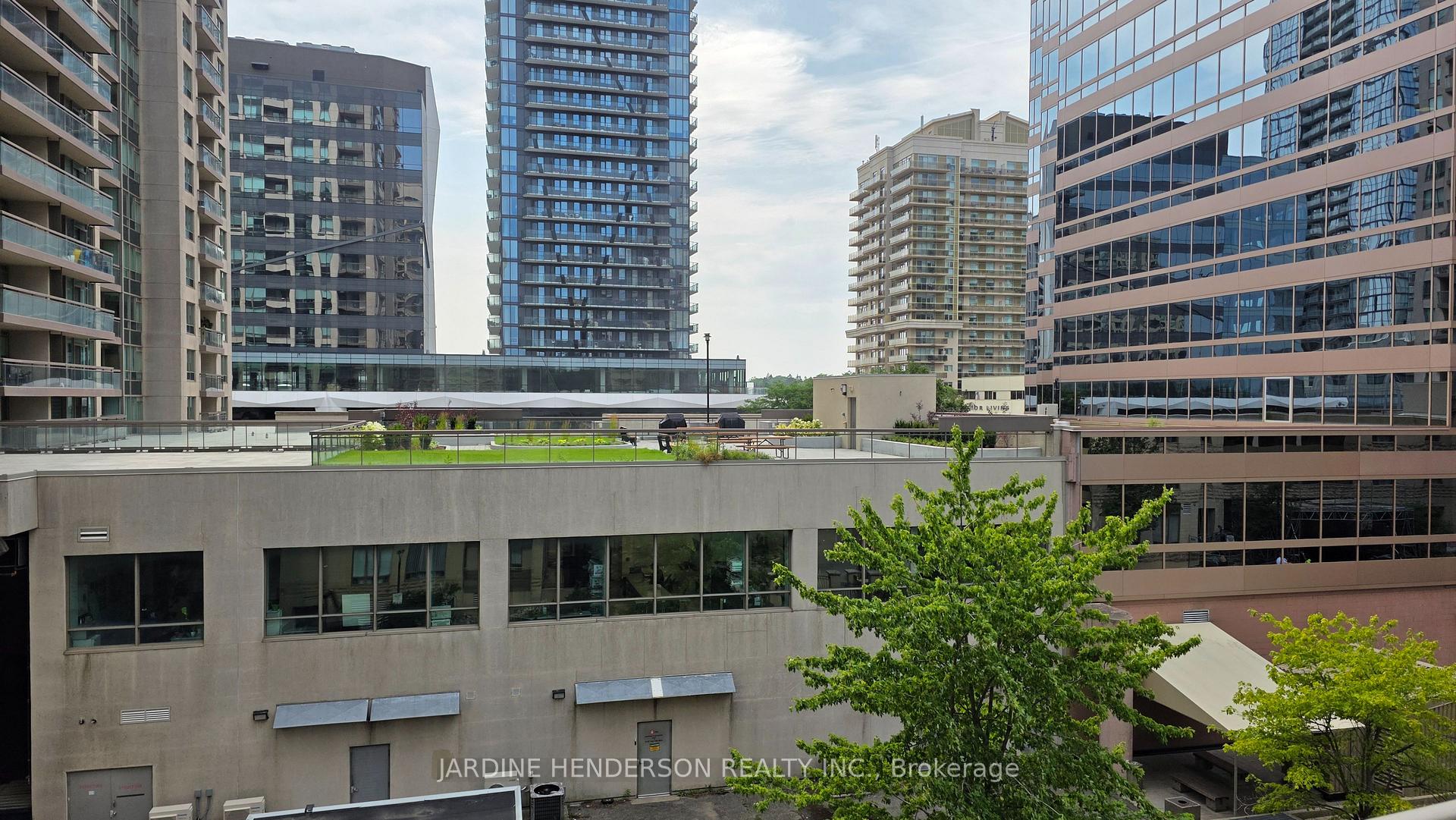 Photo 24 of 256 Doris Avenue, North York, Willowdale East — HOMEH