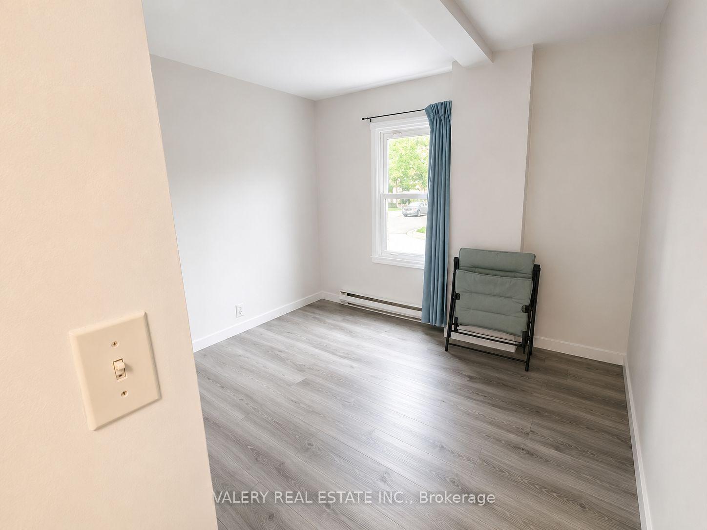 Photo 10 of 1099 Henry Ford Centre Dr, Windsor, South Walkerville — HOMEH