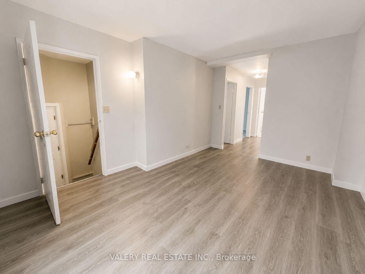 Photo 13 of 1099 Henry Ford Centre Dr, Windsor, South Walkerville — HOMEH