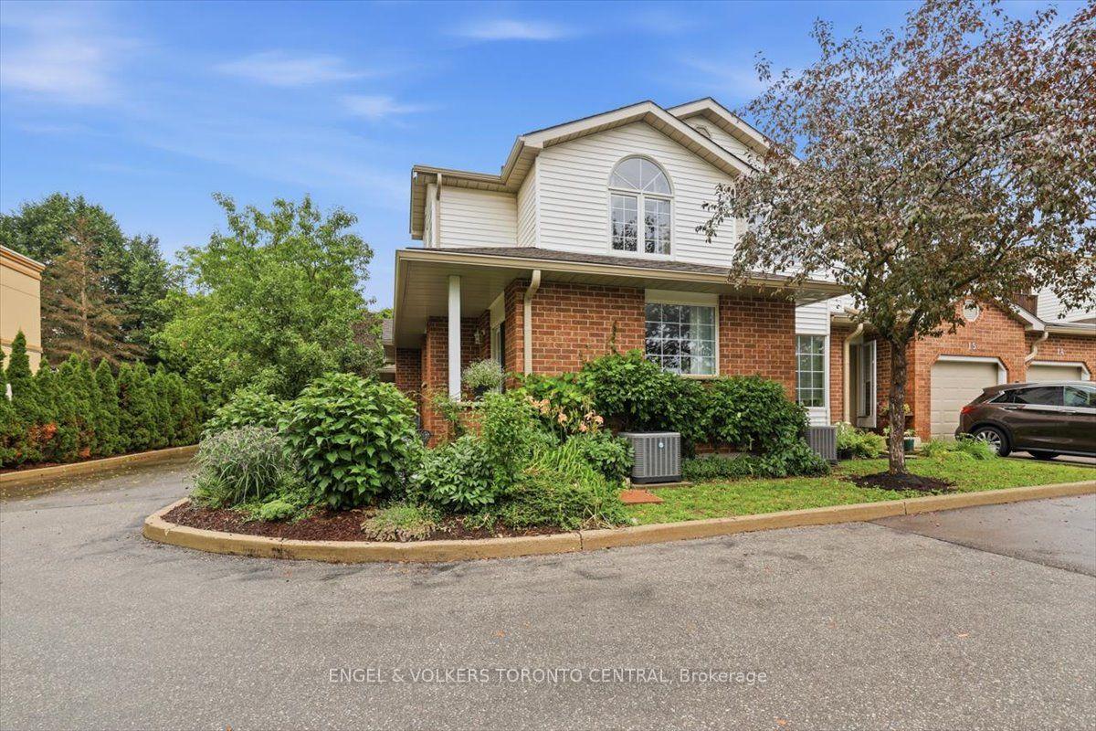 Photo 2 of Unit 16, 229 Baker Street, Waterloo, Westvale — HOMEH